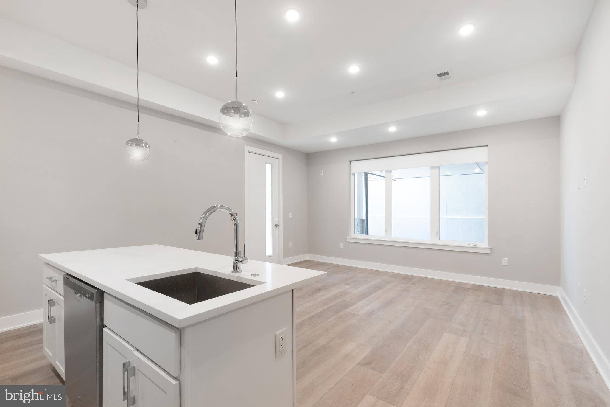 Philadelphia, PA 19144,52 W WASHINGTON LN #100