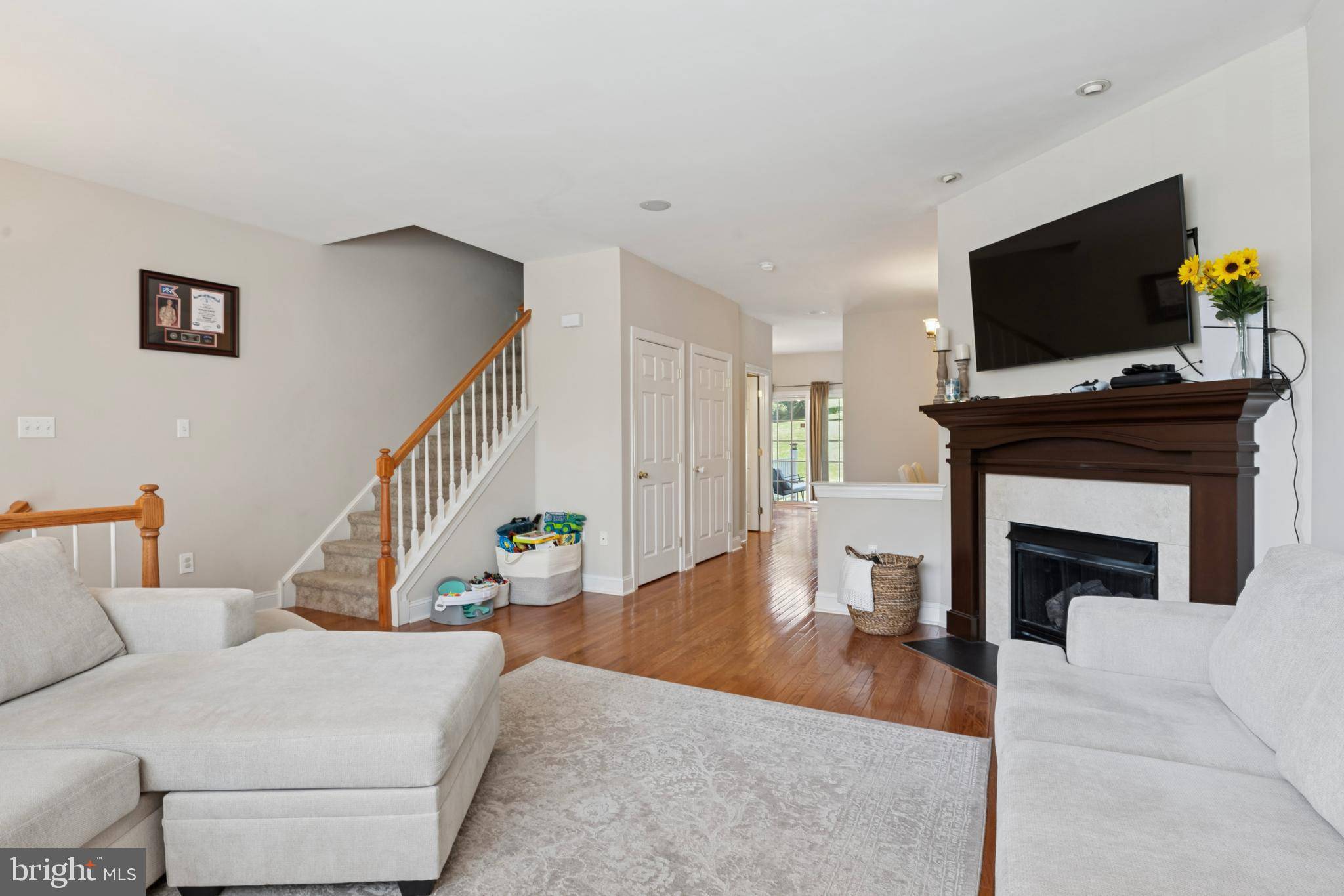 Aston, PA 19014,31 HOAG LN