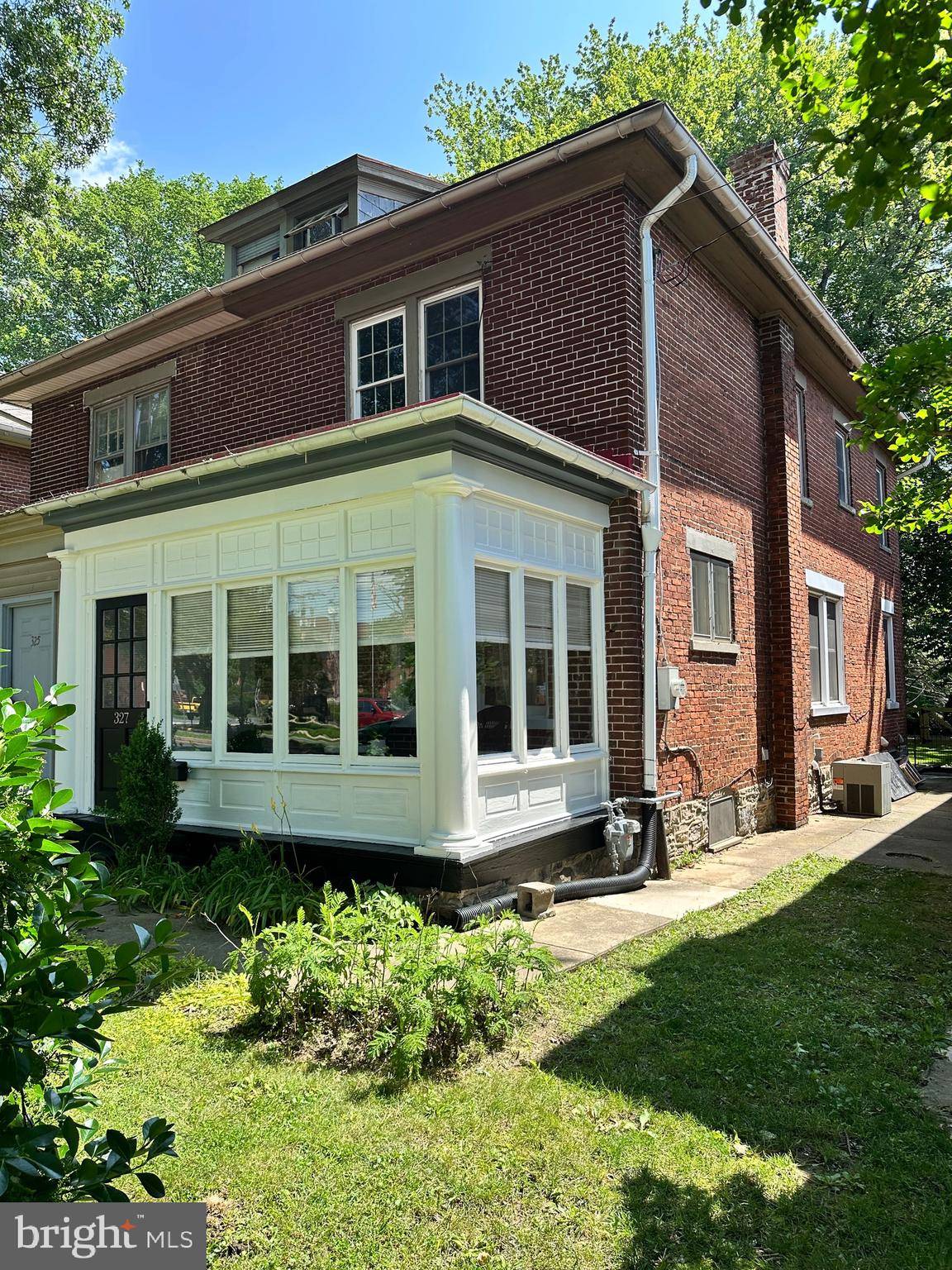 Lancaster, PA 17603,327 S WEST END