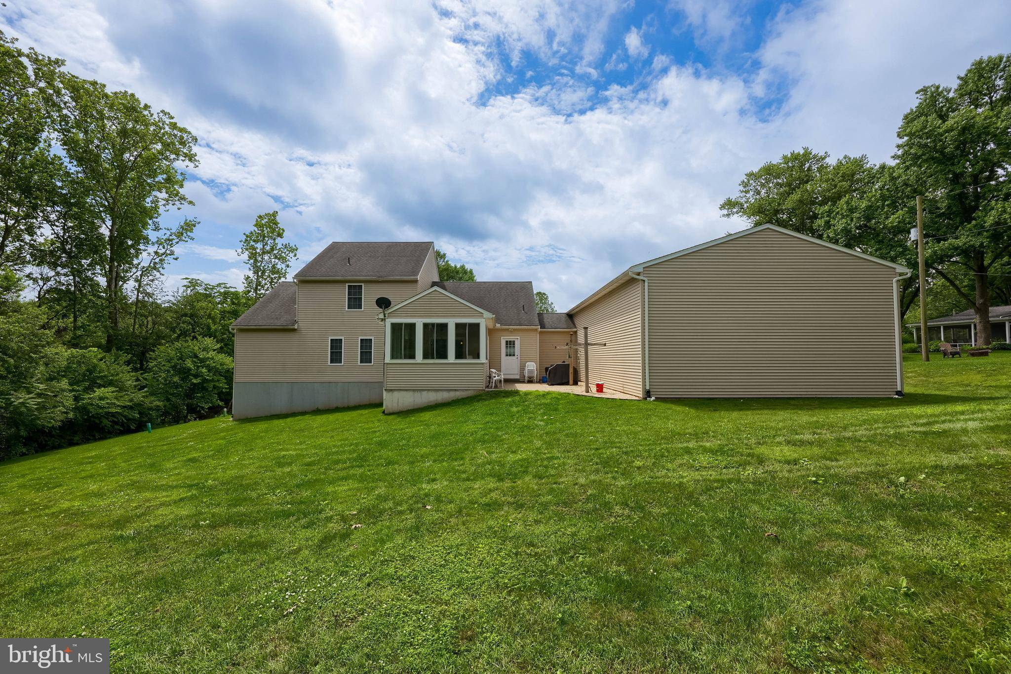 Lancaster, PA 17603,36 ELM CT