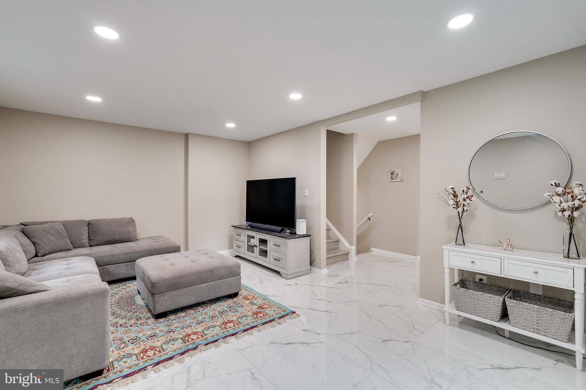 Annandale, VA 22003,4504 AIRLIE WAY
