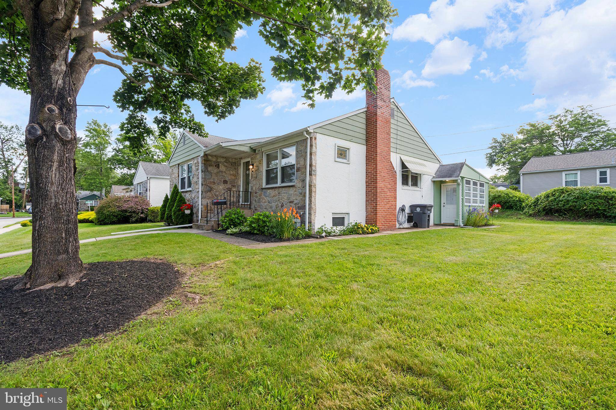 Pottstown, PA 19464,662 WOODLAND AVE
