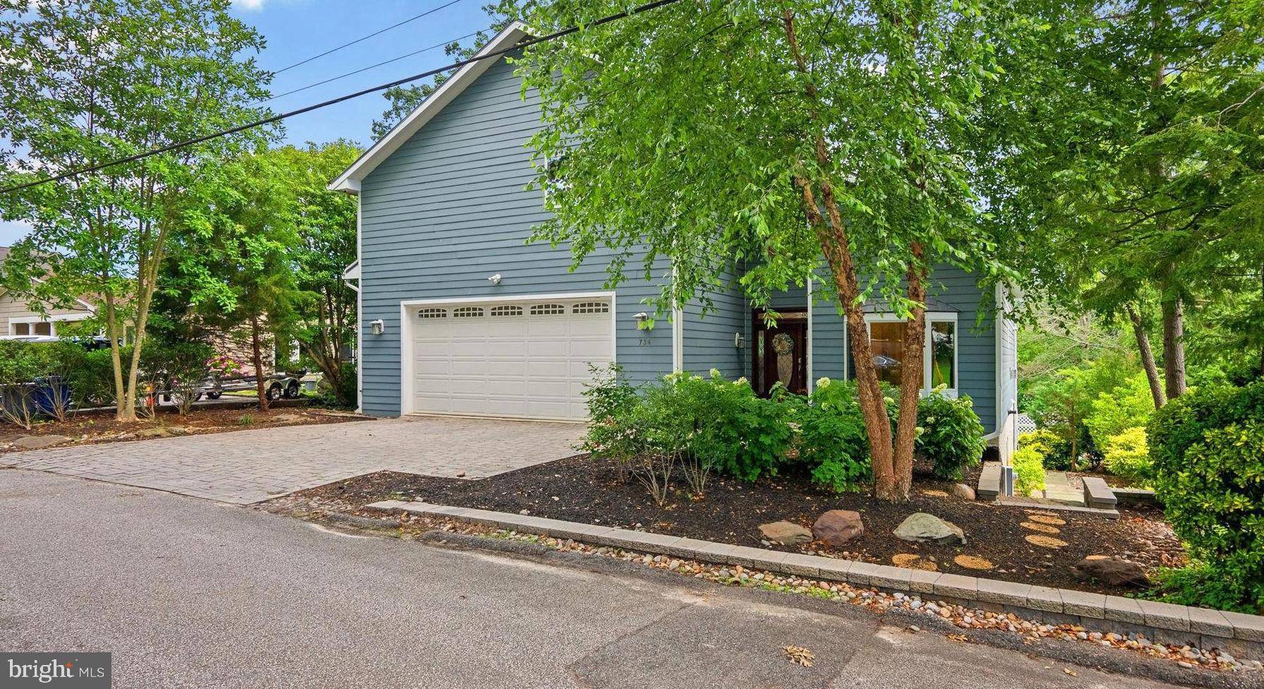Severna Park, MD 21146,734 OAK GROVE CIR
