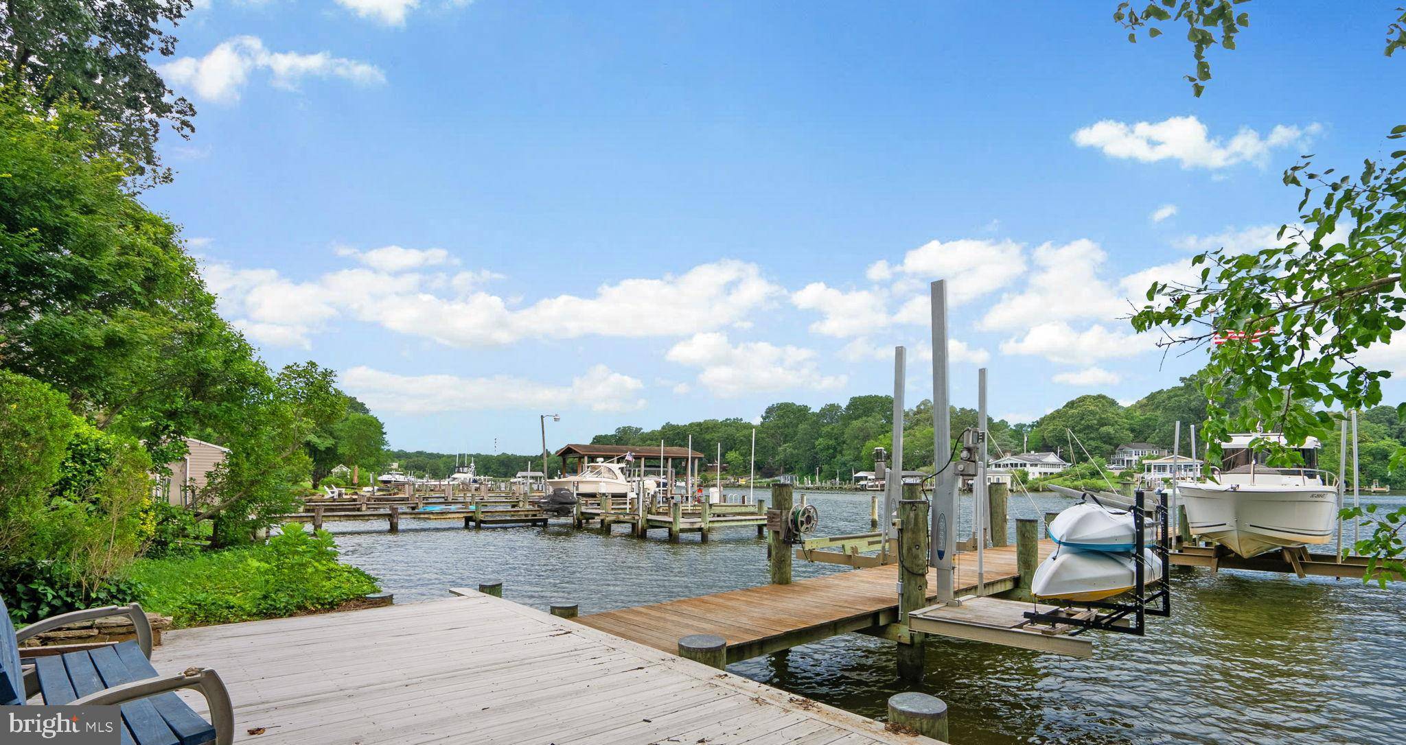 Severna Park, MD 21146,734 OAK GROVE CIR