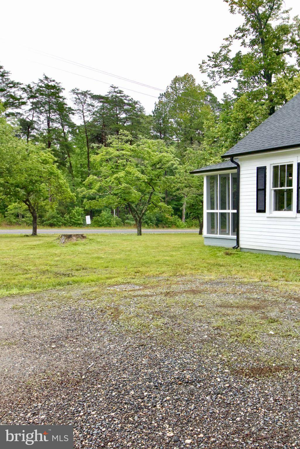 Woodford, VA 22580,7244 FREDERICKSBURG TPKE