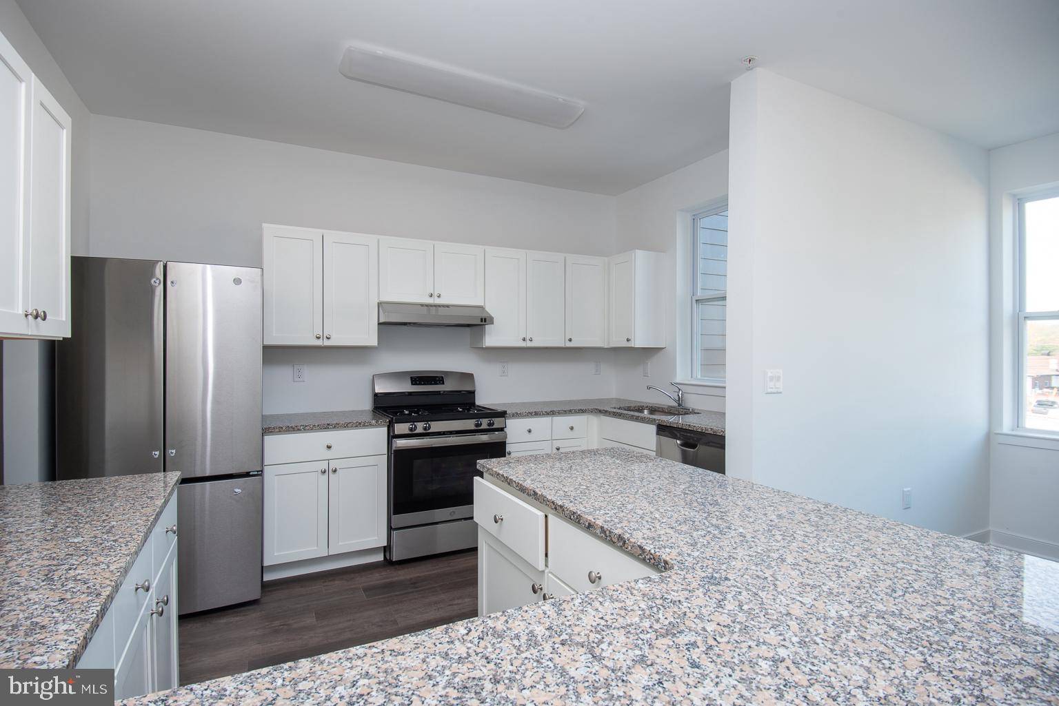 Princeton Junction, NJ 08550,43 PRINCETON HIGHTSTOWN RD #2201