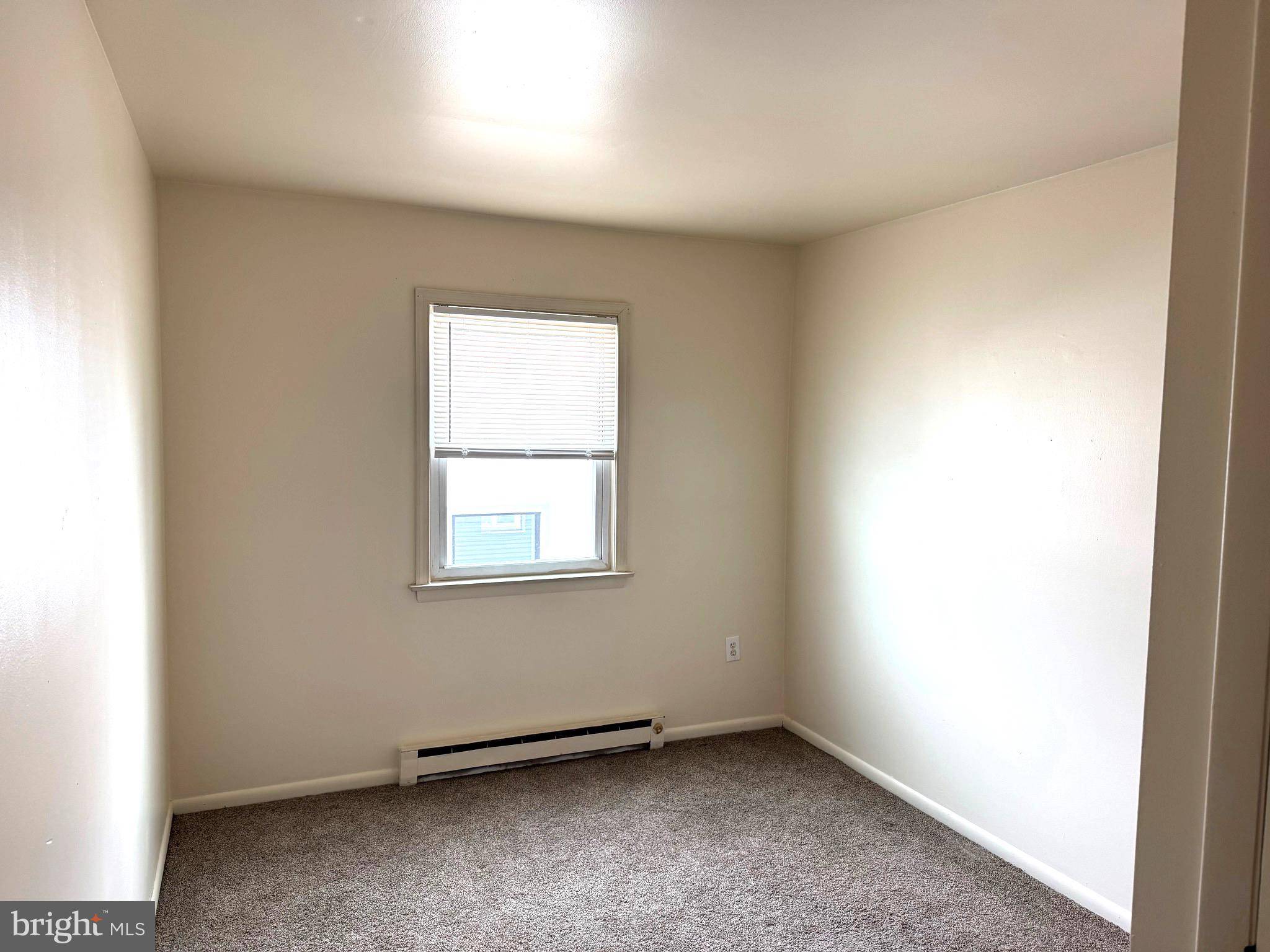 Lansdale, PA 19446,219 FIFTH #2ND FLOOR