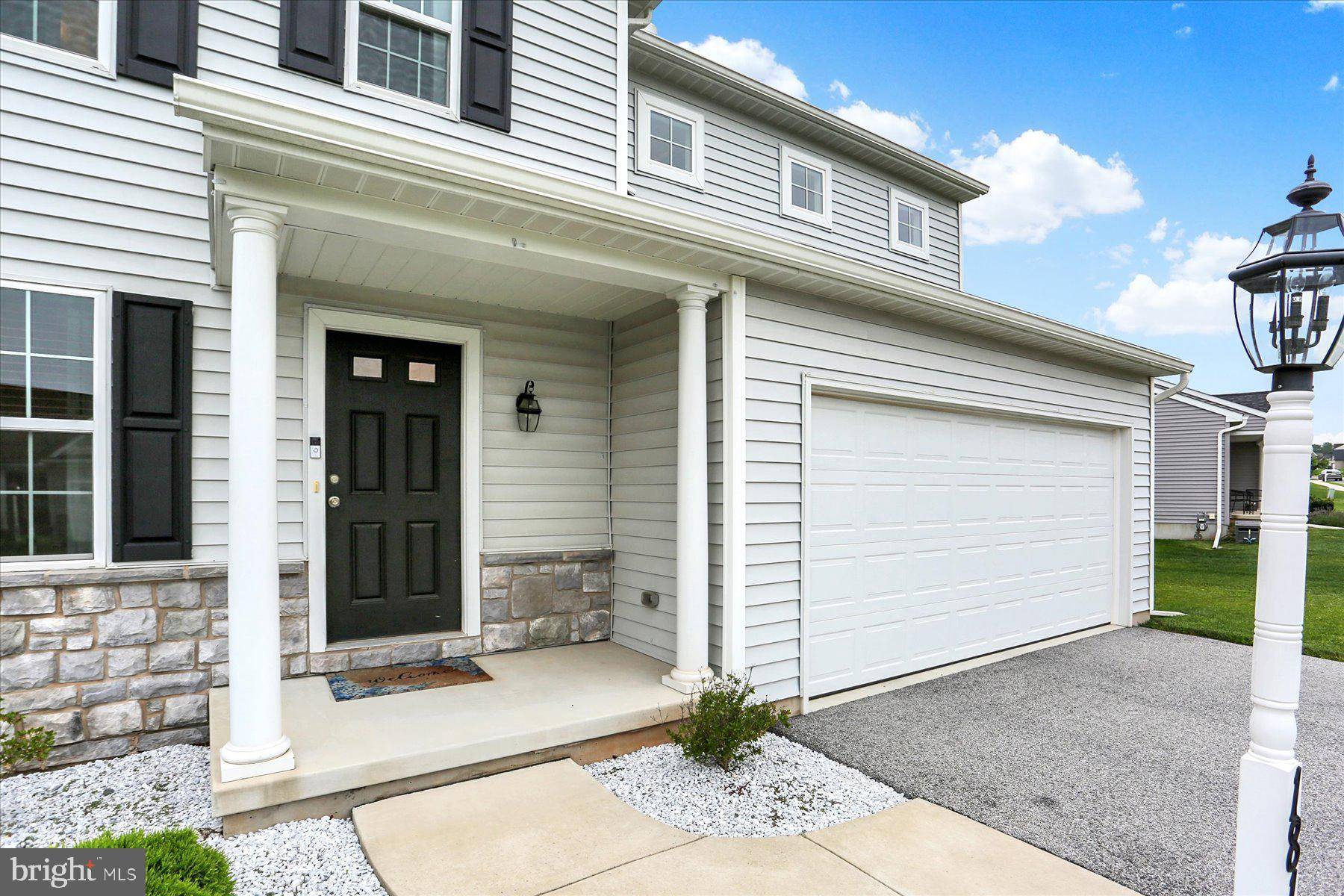 Dover, PA 17315,1816 FOUNTAIN ROCK DR