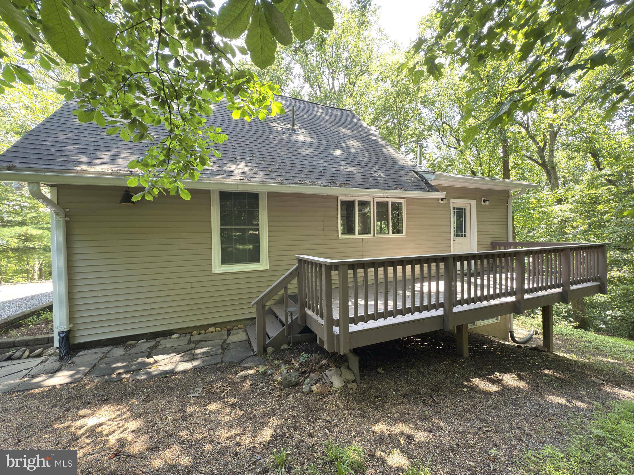 Bluemont, VA 20135,132 PINE CREST LANE