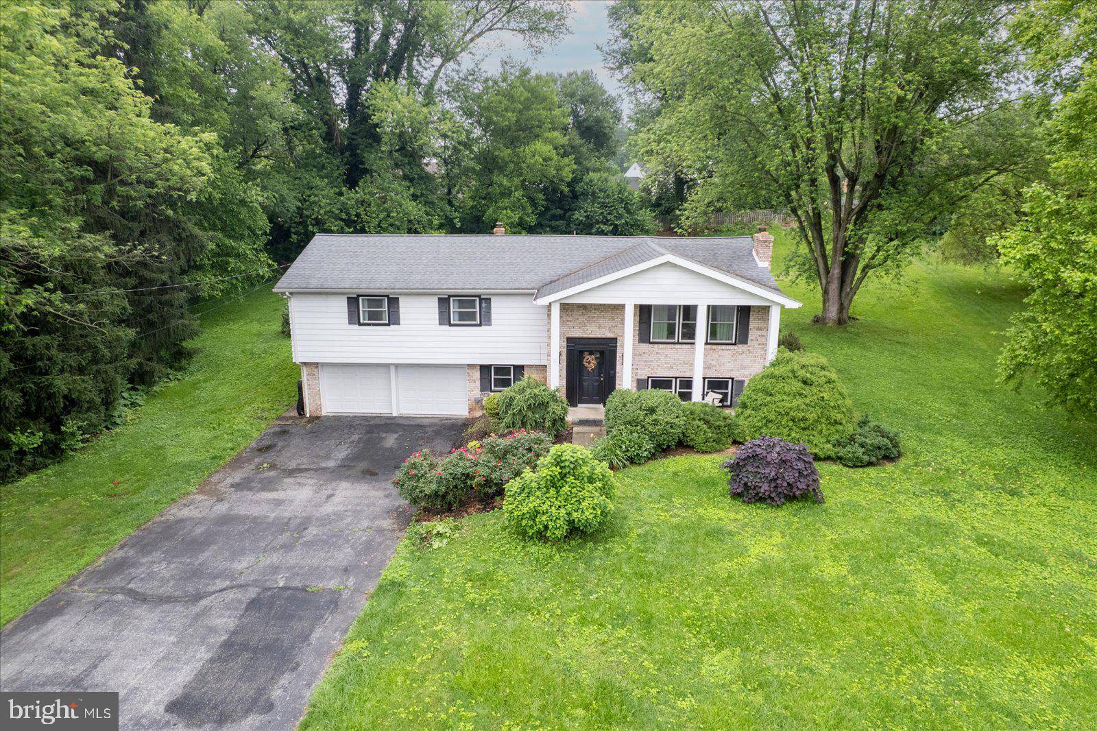 York, PA 17402,301 N LYNBROOK DR N