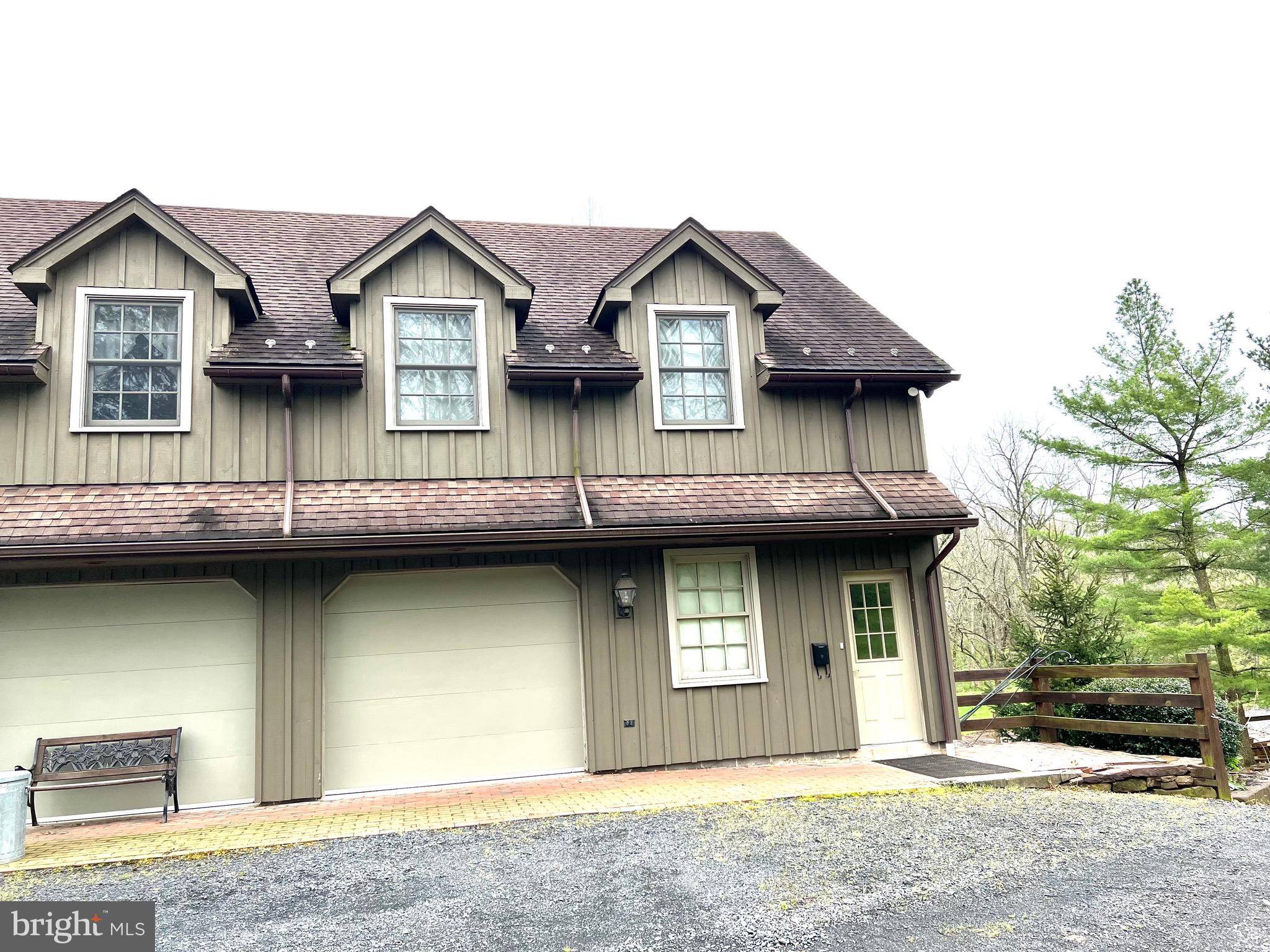 Perkasie, PA 18944,313 S MAIN ST #APT A