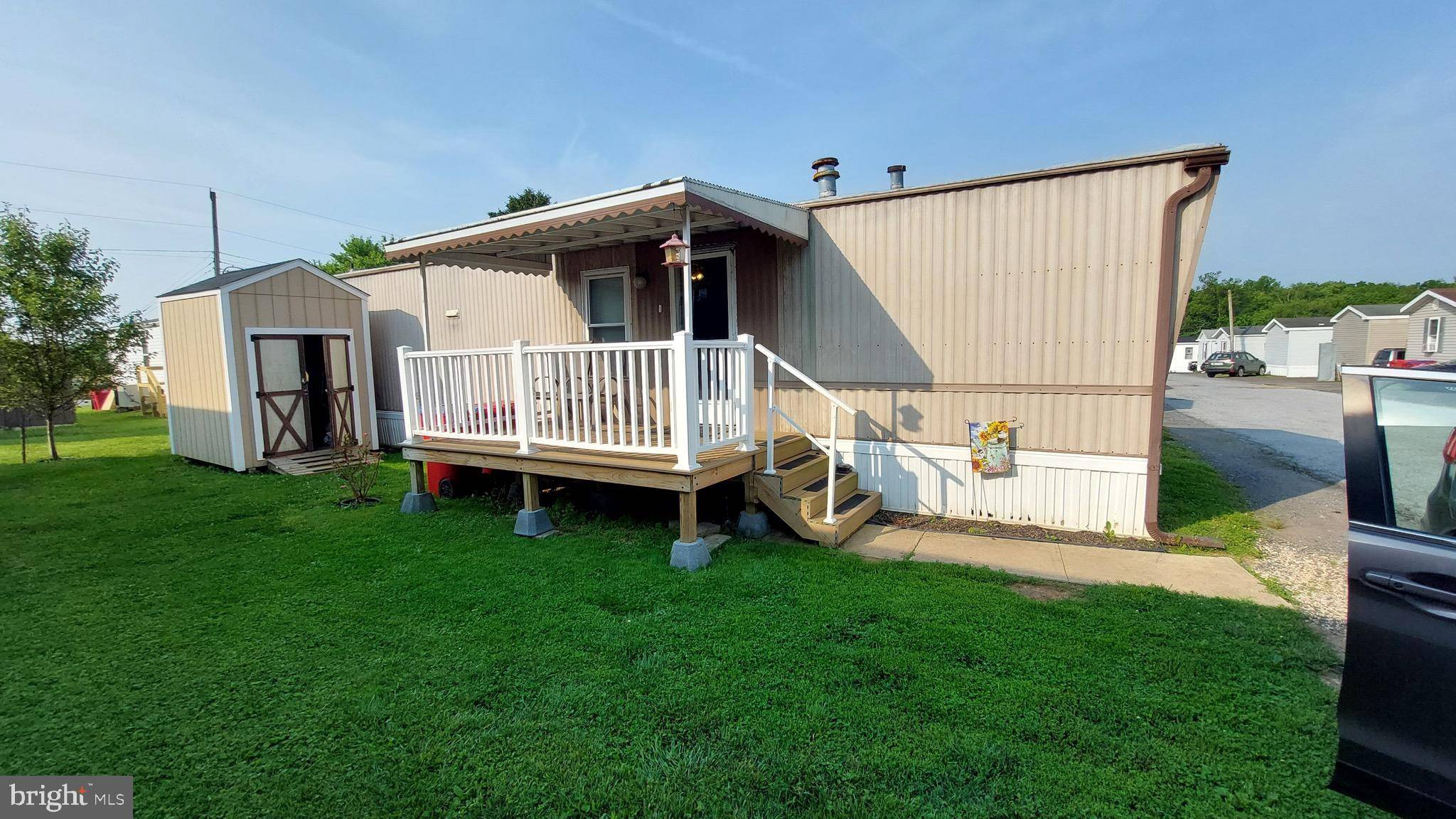 Spring City, PA 19475,836 BUTTONWOOD AVE