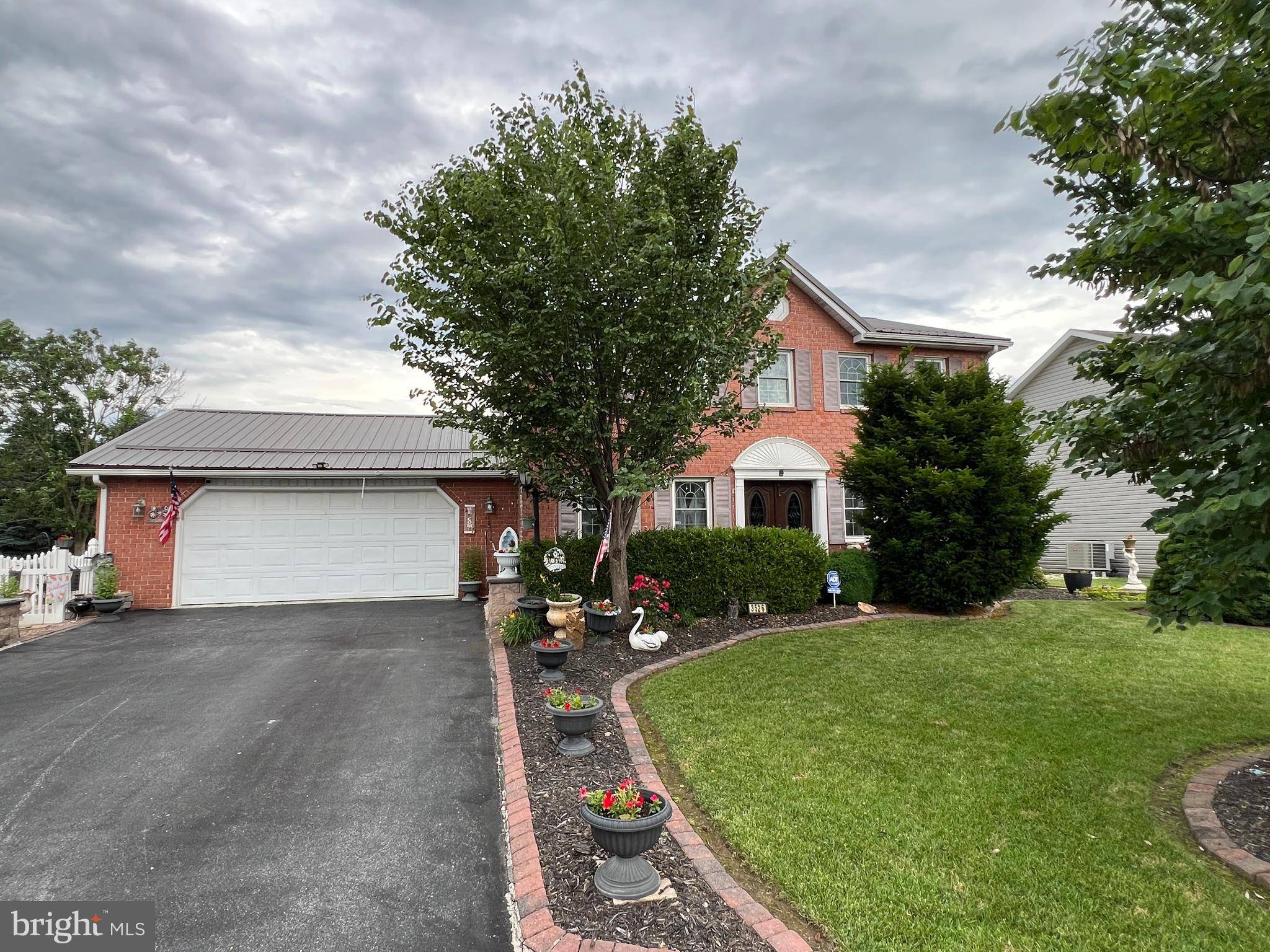 Chambersburg, PA 17202,3526 TURNBERRY DRIVE