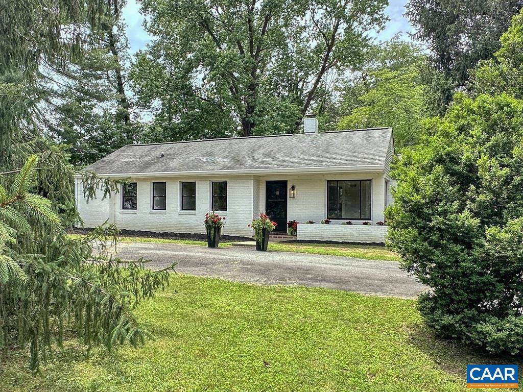 Gordonsville, VA 22942,211 MARTINSBURG AVE