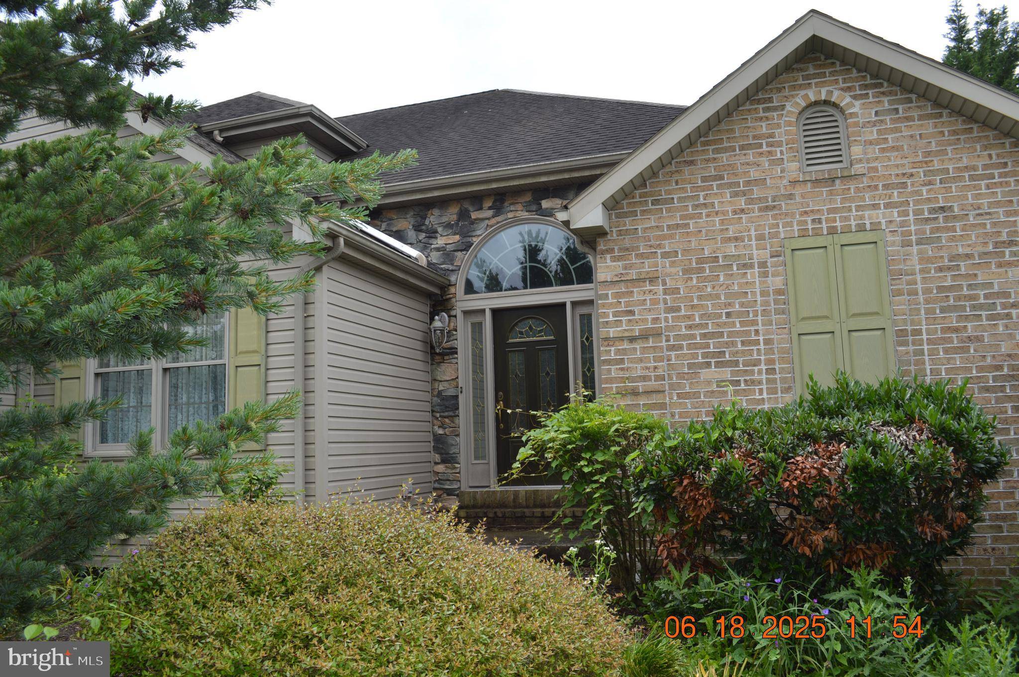 Mount Holly Springs, PA 17065,131 SUNSET DR