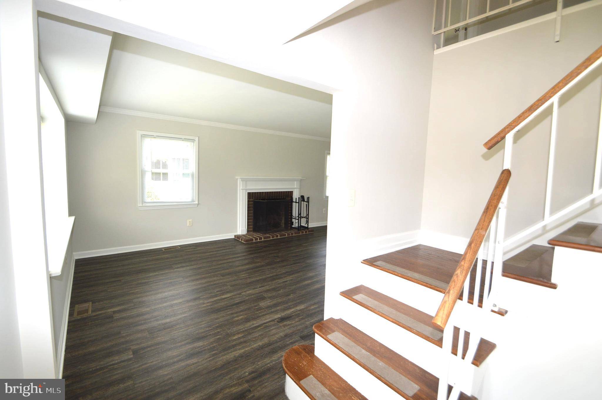 Fairfax, VA 22033,13132 MOSS RANCH LN