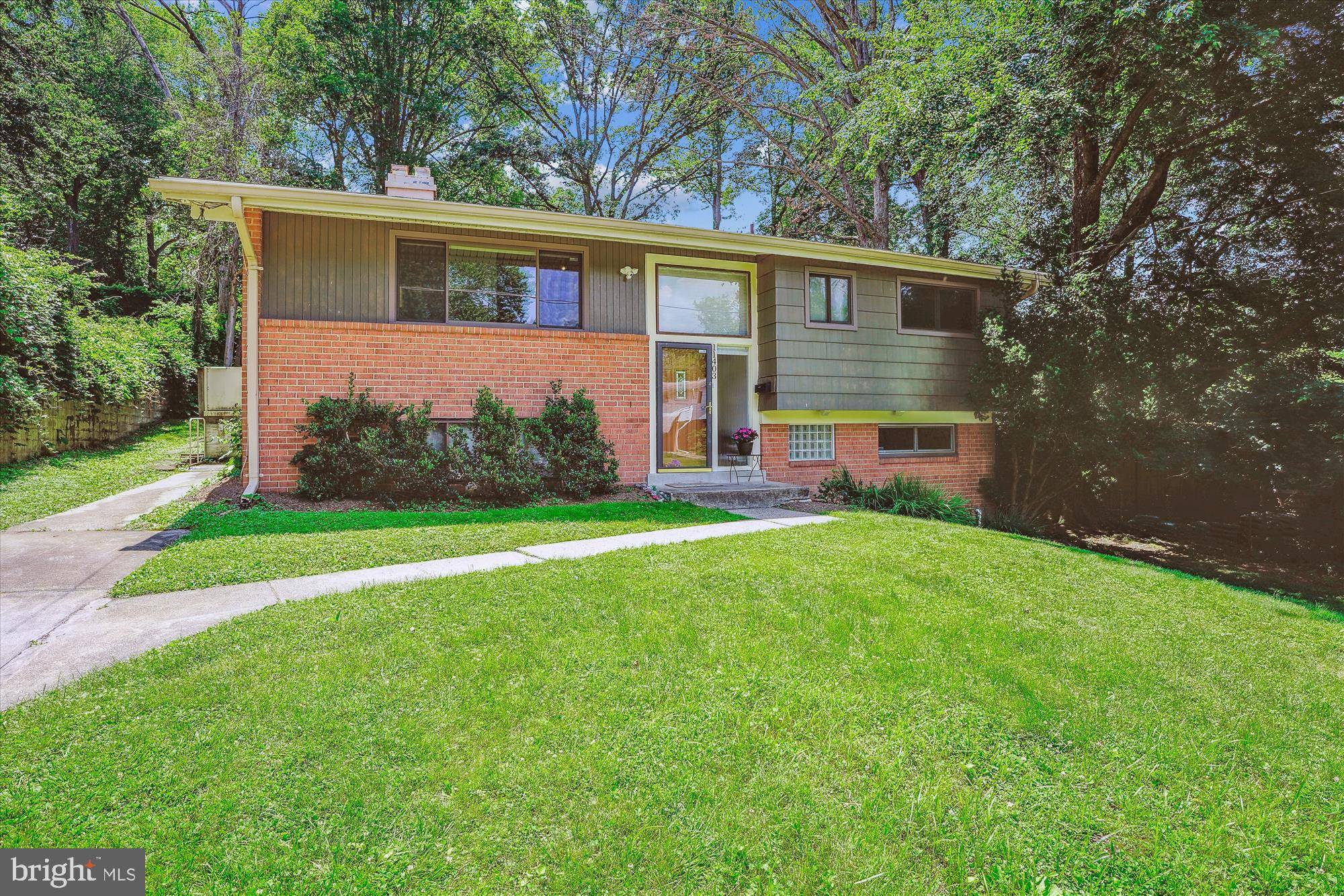 Silver Spring, MD 20902,11403 FAIROAK DR