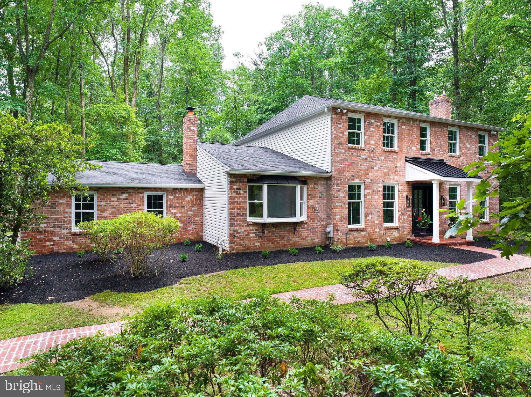 Wayne, PA 19087,581 WOODLAND DR