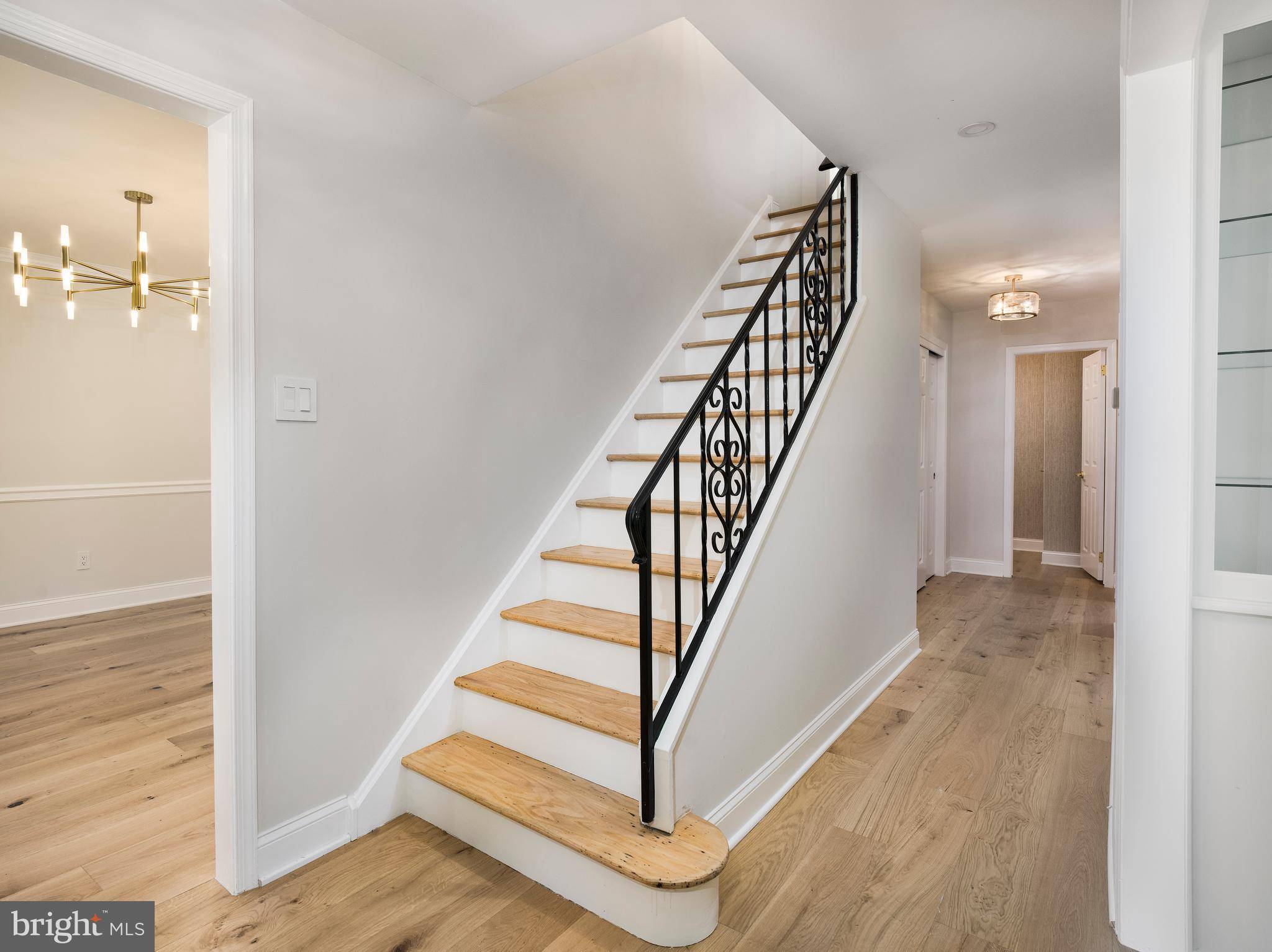 Wayne, PA 19087,581 WOODLAND DR