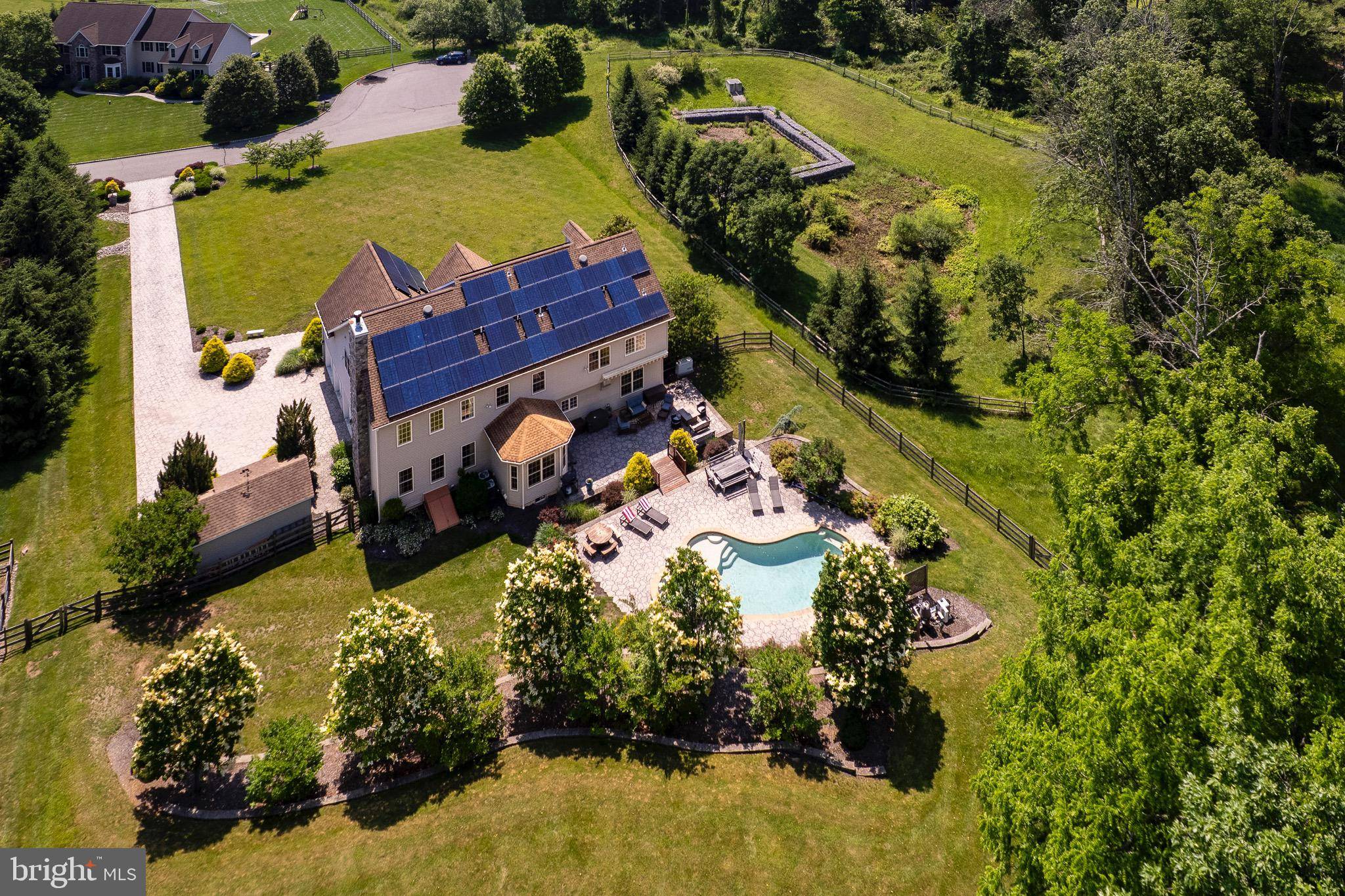Flemington, NJ 08822,4 WINGOVER FARM CT