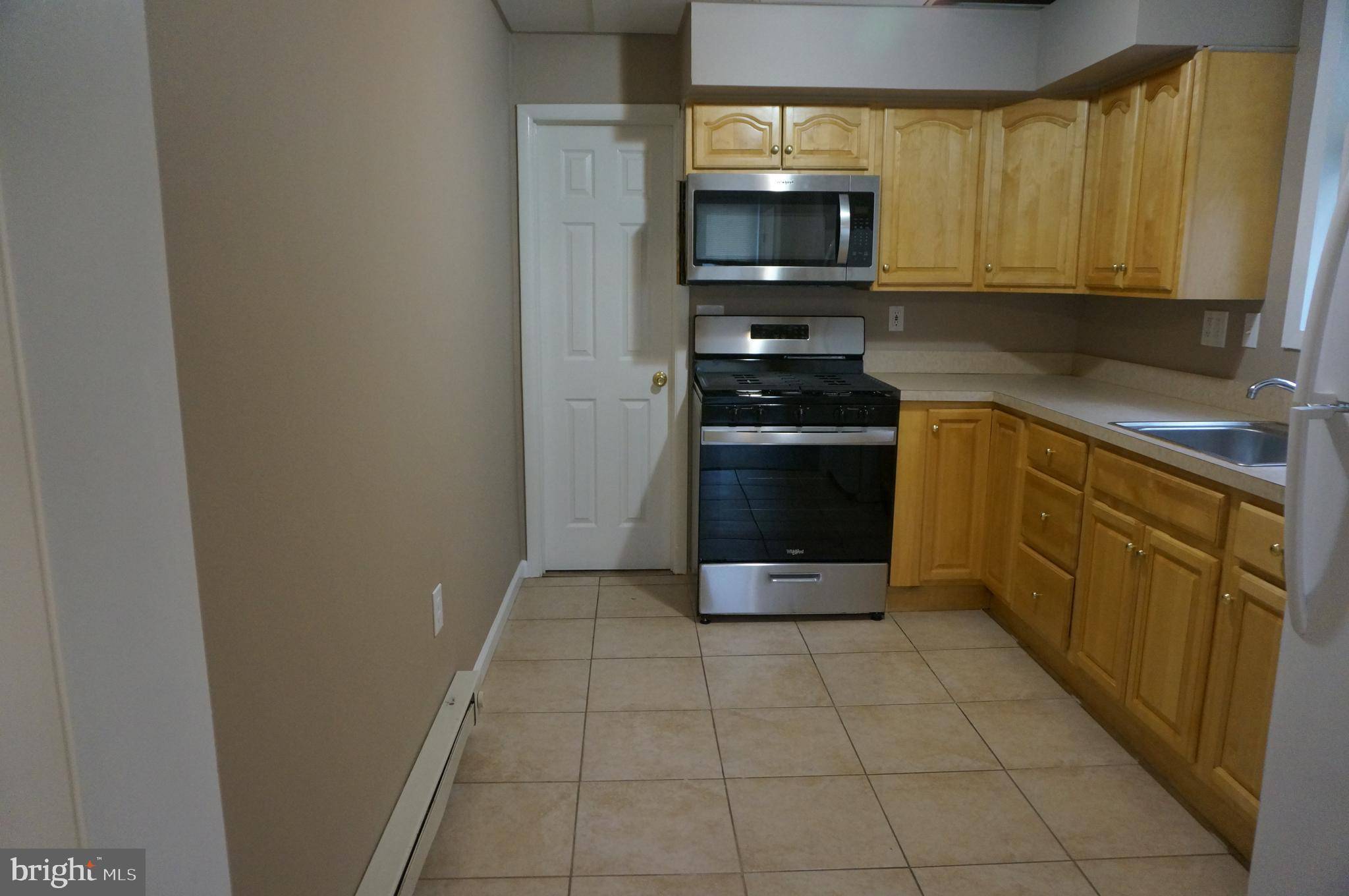 Philadelphia, PA 19136,4229 RHAWN ST #2ND FLOOR FRONT