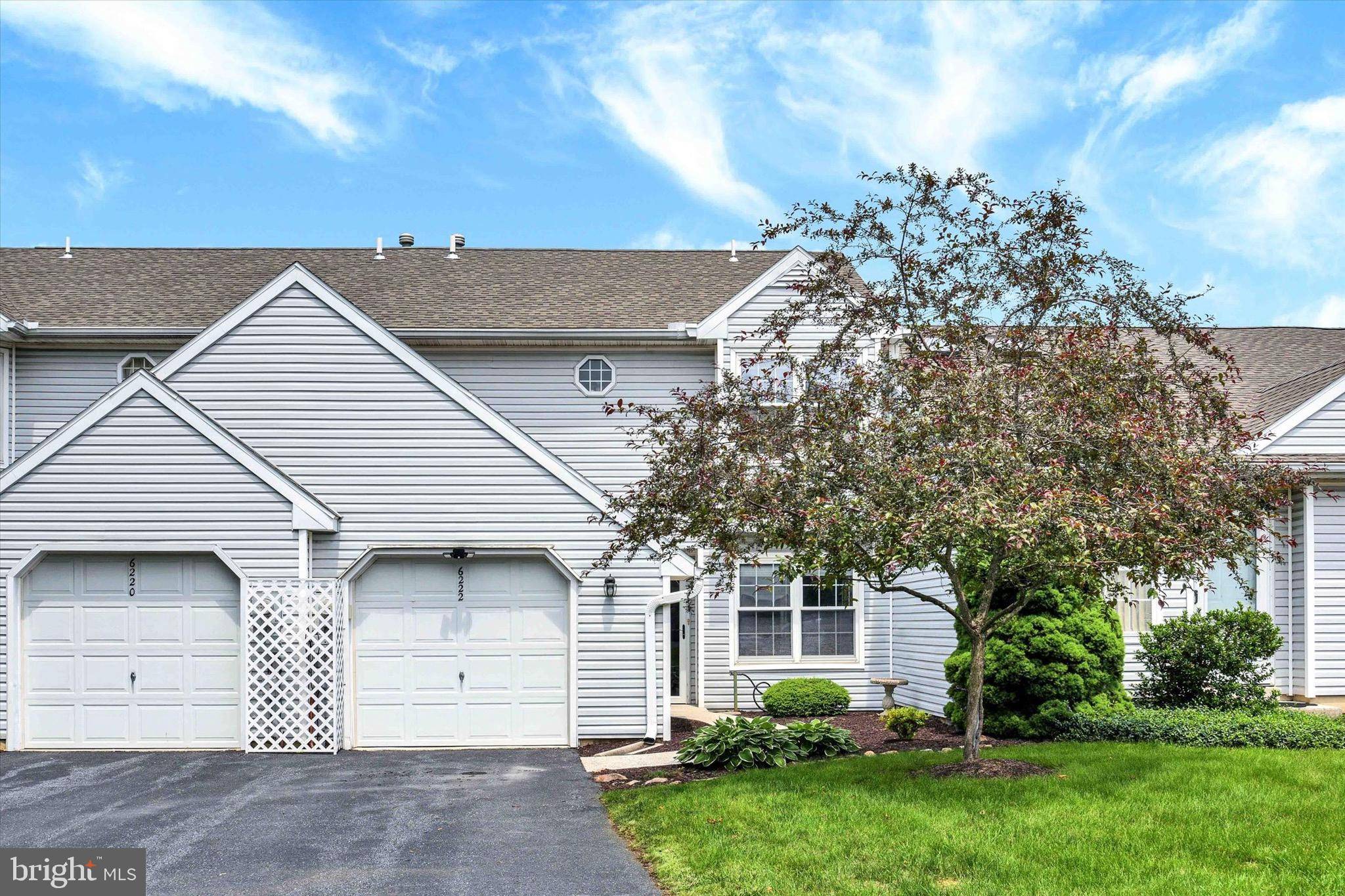 Harrisburg, PA 17111,6222 SPRING KNOLL DR