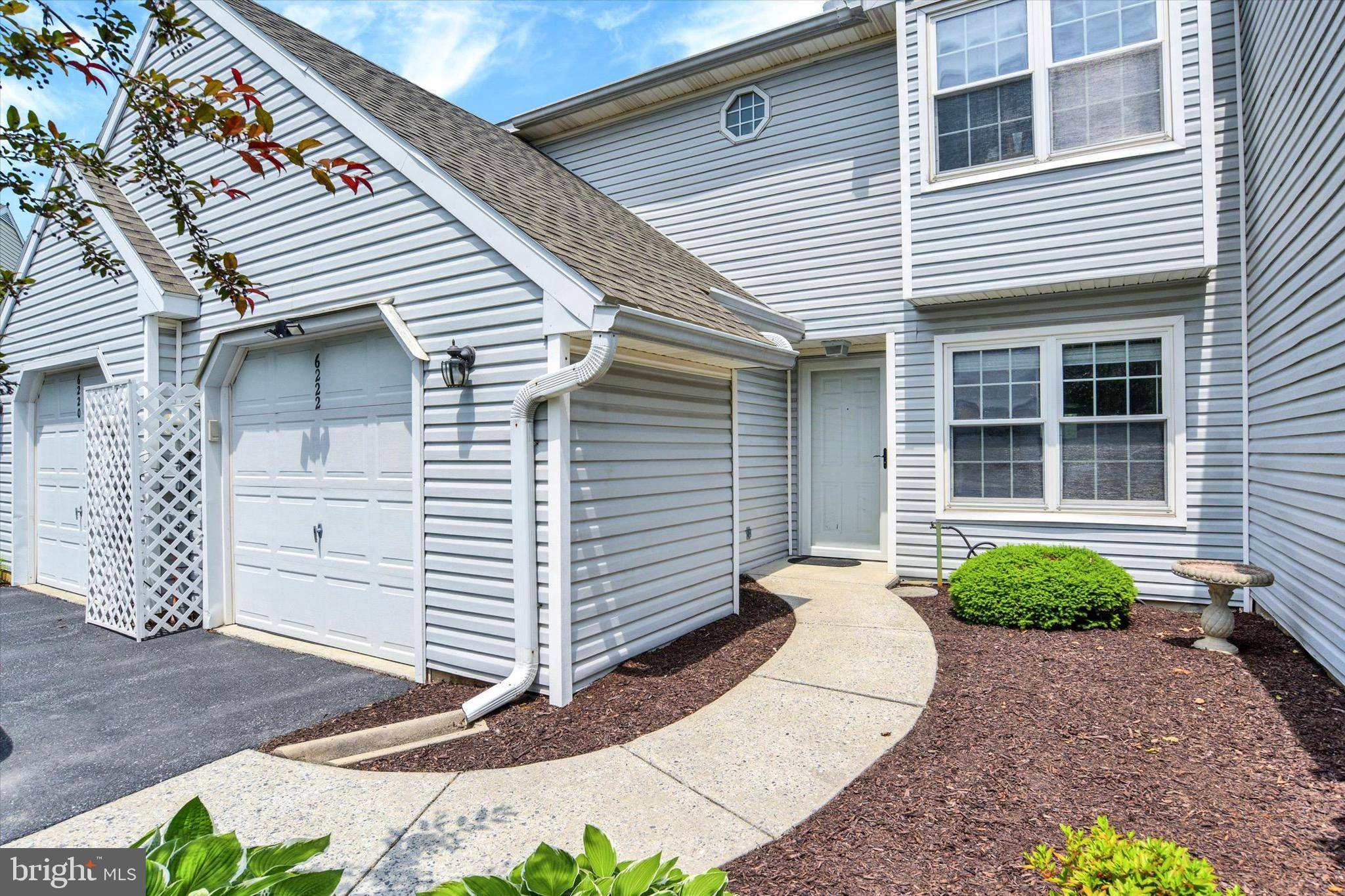 Harrisburg, PA 17111,6222 SPRING KNOLL DR