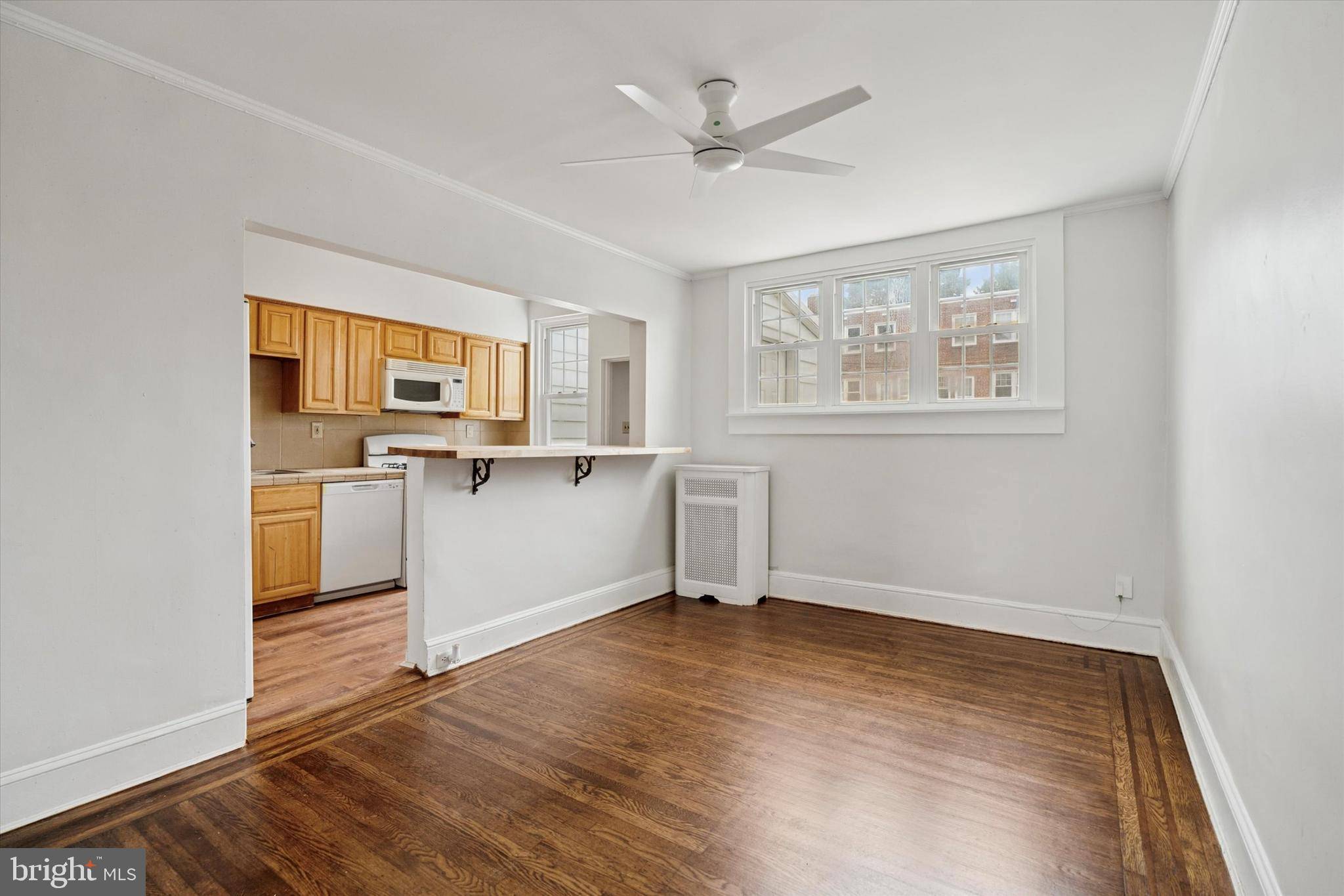 Philadelphia, PA 19119,363 E SHARPNACK ST