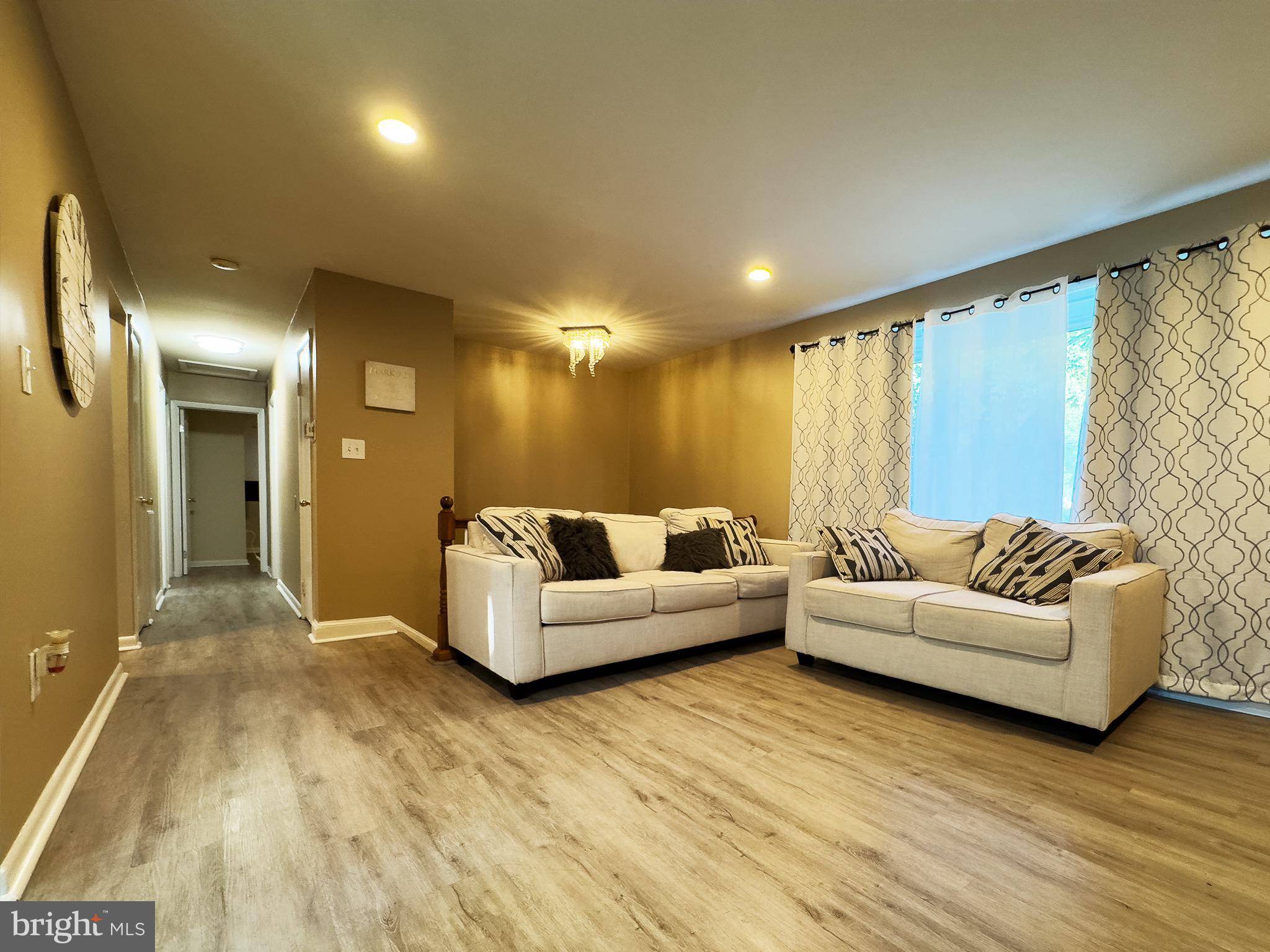Temple Hills, MD 20748,6802 TEMPLE HILL RD