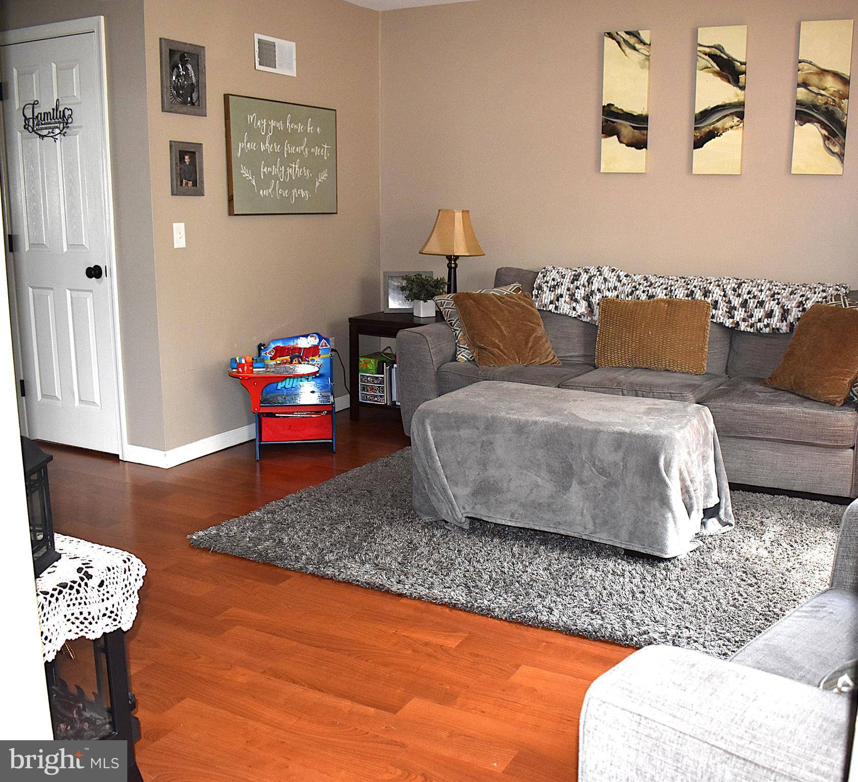 Palmyra, PA 17078,612 N CHESTNUT ST