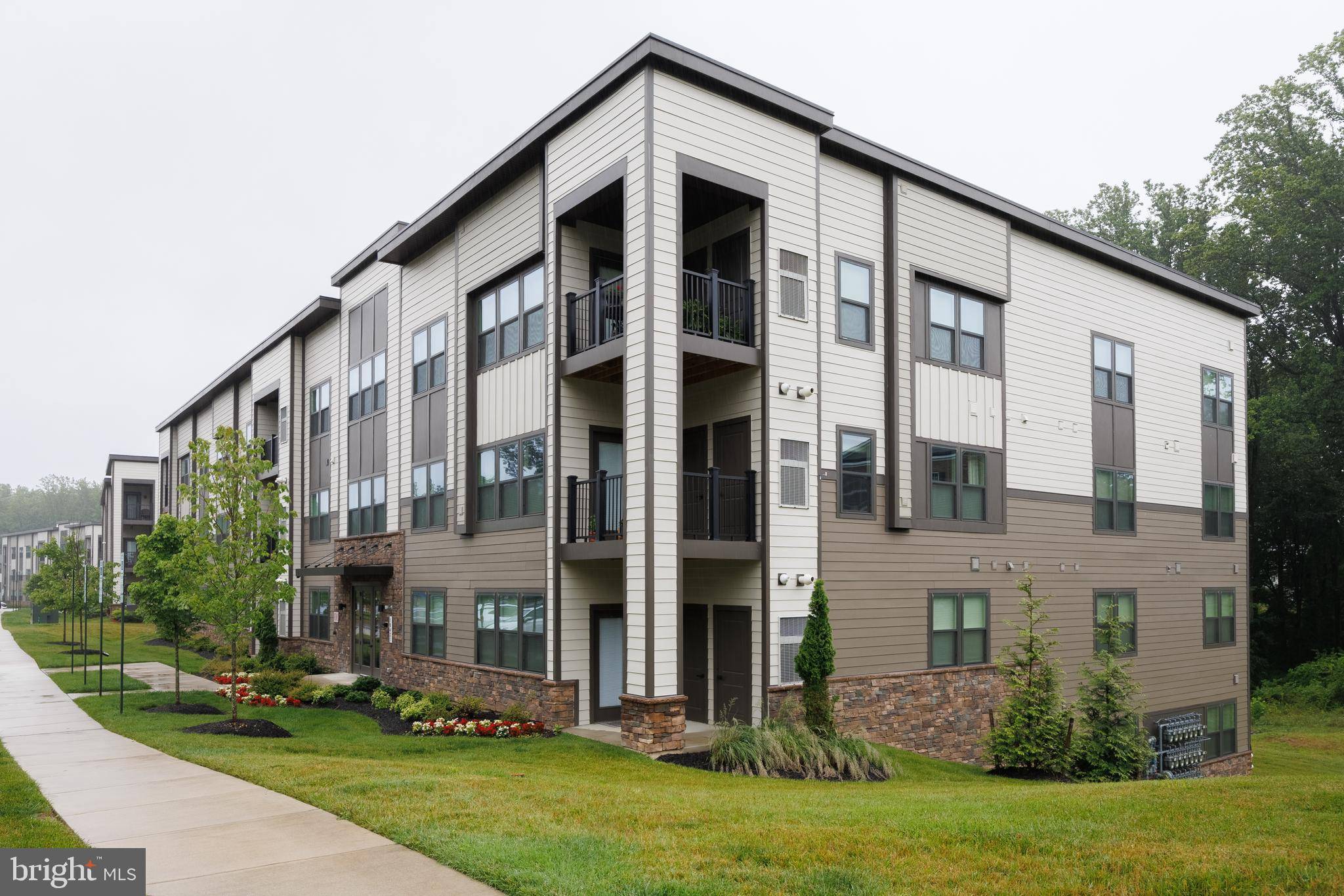 Ellicott City, MD 21042,10421 RESORT RD #L