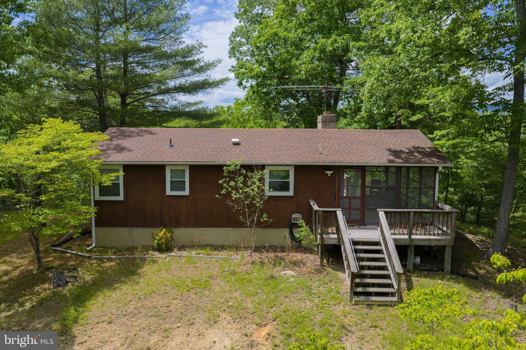Winchester, VA 22603,196 HODGES LN