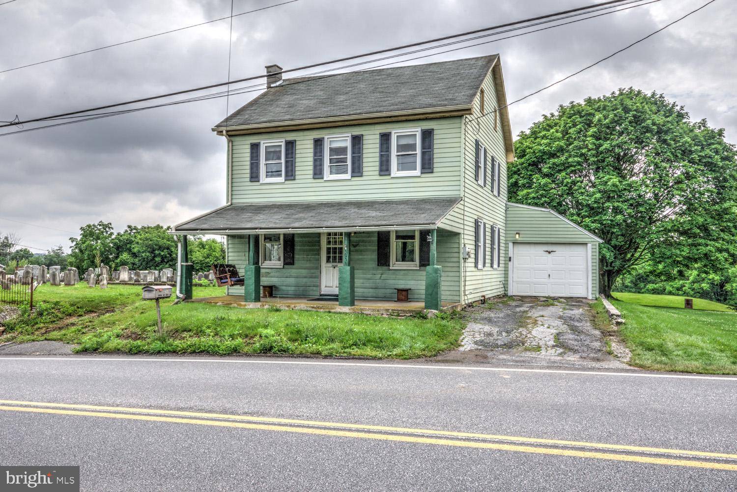 Manheim, PA 17545,1011 MOUNT JOY RD