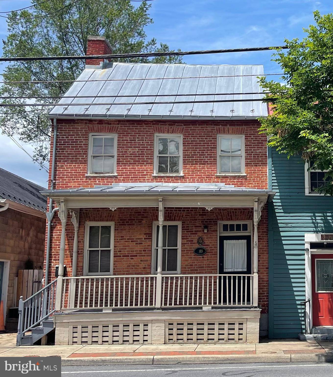 Winchester, VA 22601,209 S BRADDOCK ST