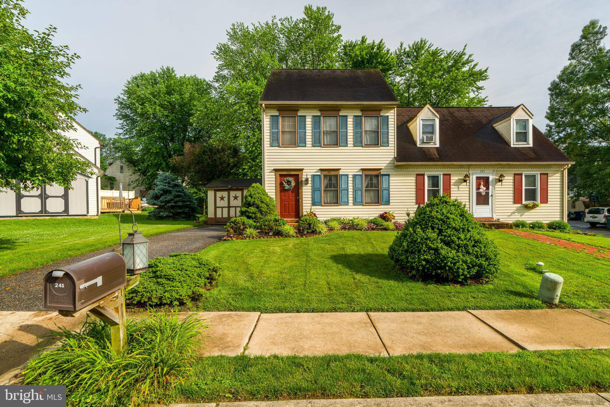 Strasburg, PA 17579,241 CROSS KEYS DR