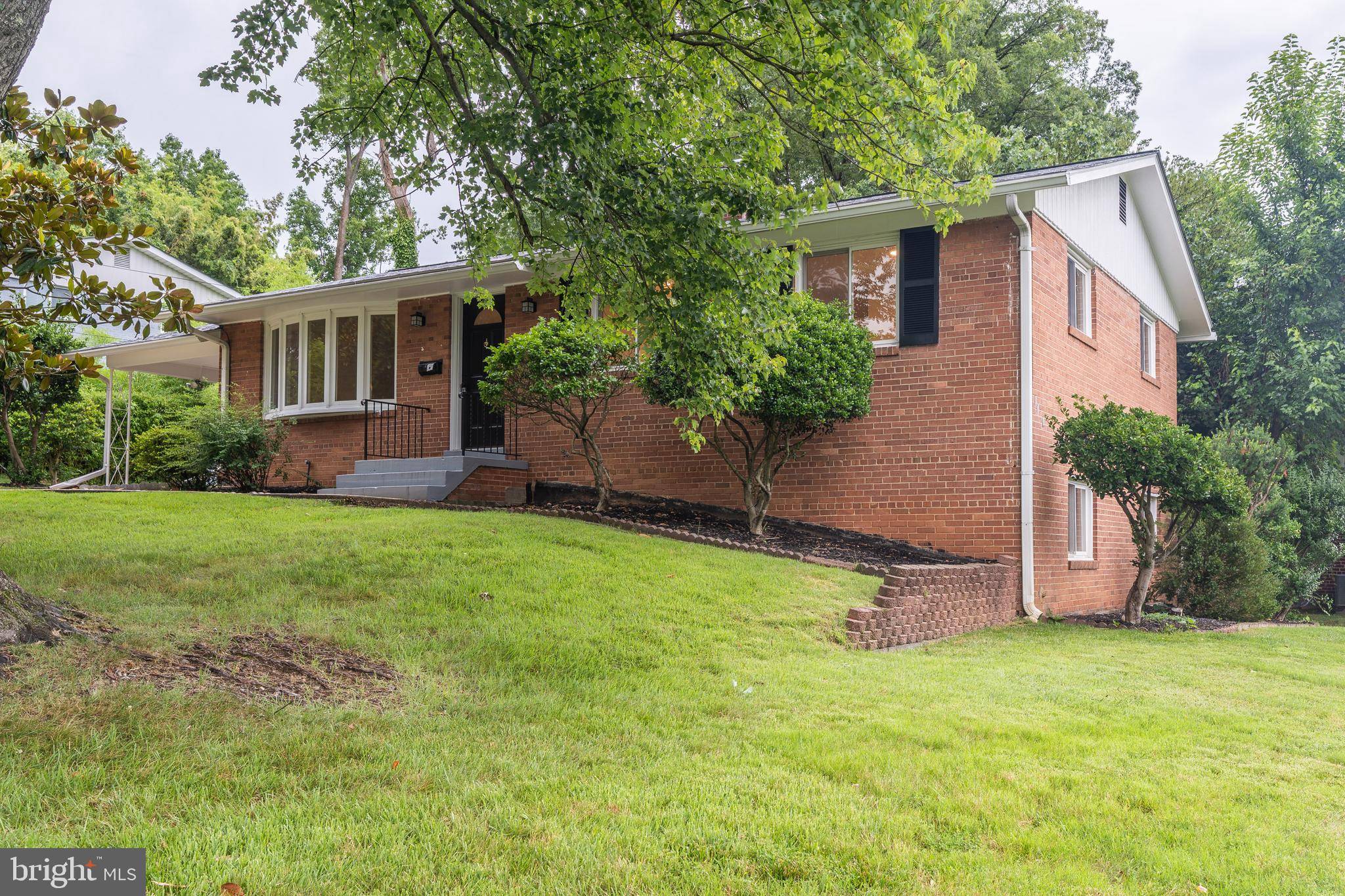 College Park, MD 20740,7411 WELLESLEY DR