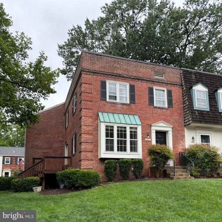 Chevy Chase, MD 20815,6626 HILLANDALE RD