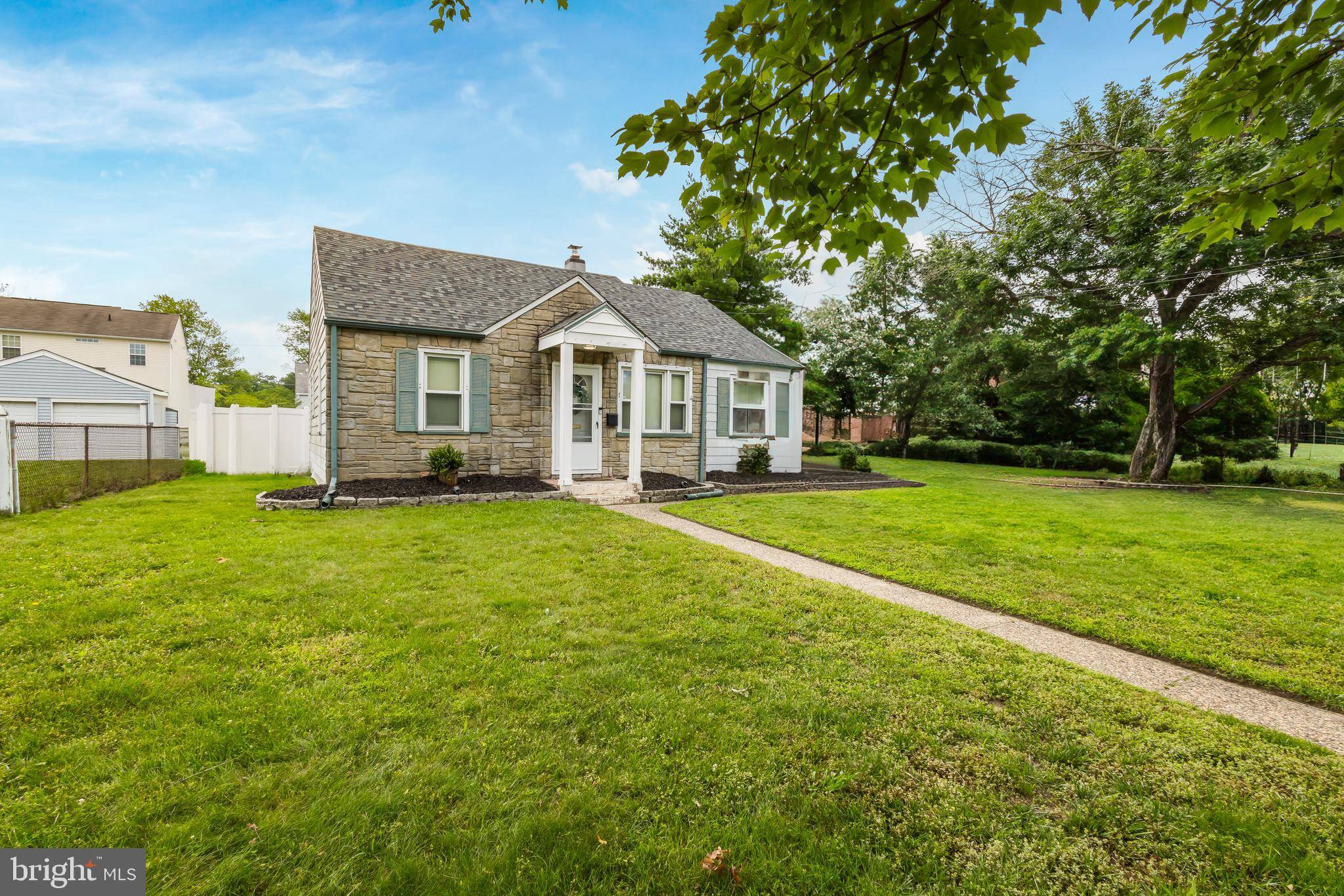 Cherry Hill, NJ 08003,107 PHILMAR AVE