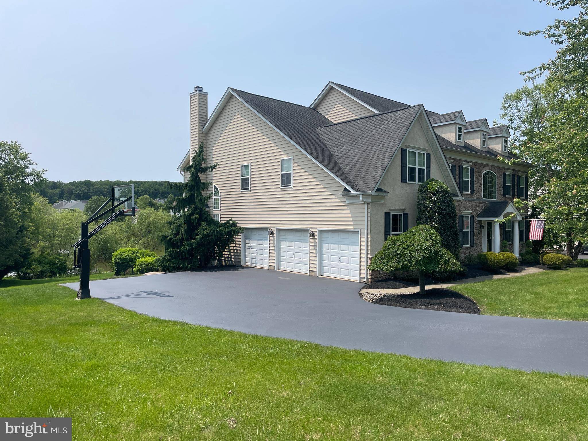 Pottstown, PA 19465,916 NOTTINGHAM RD