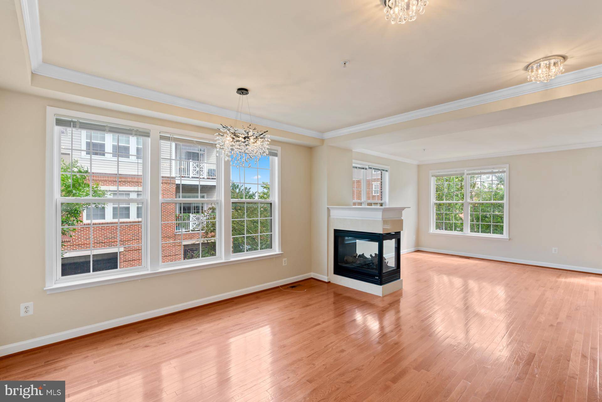 Rockville, MD 20850,901 PLEASANT DR
