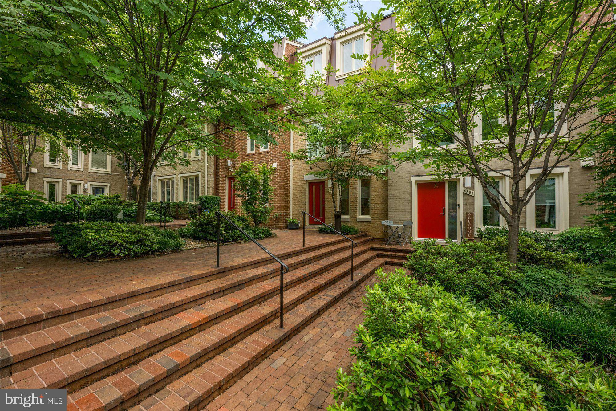 Washington, DC 20016,4357 EMBASSY PARK DR NW