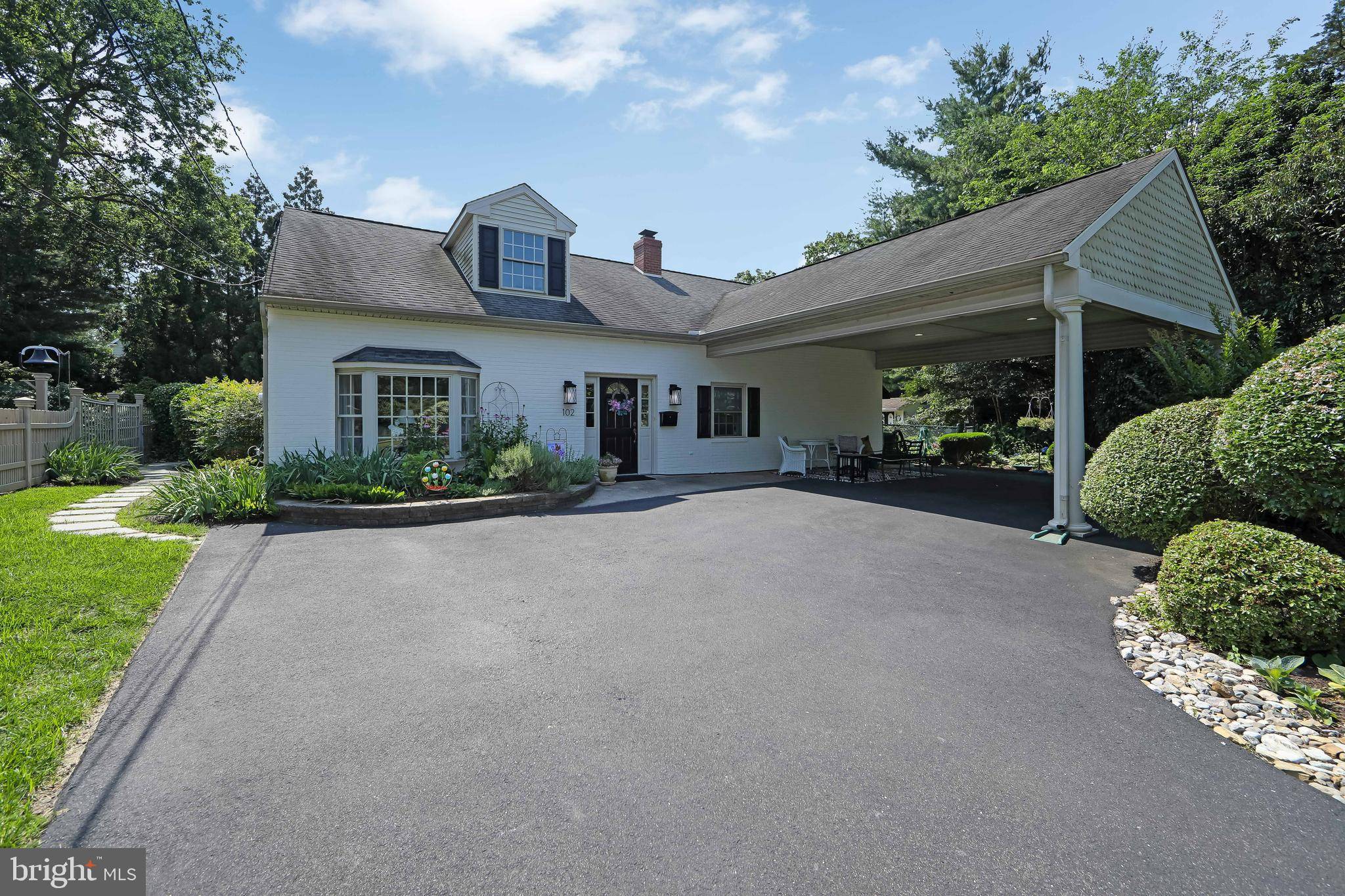 Haddon Heights, NJ 08035,102 E HIGH ST