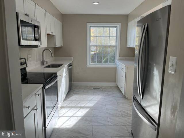 Springfield, VA 22151,7029 LEESTONE ST