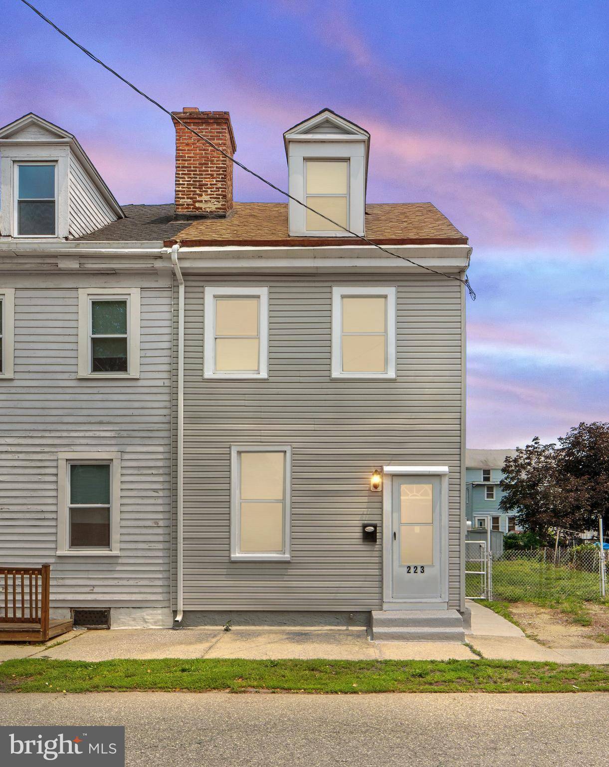 Gloucester City, NJ 08030,223 HUDSON ST