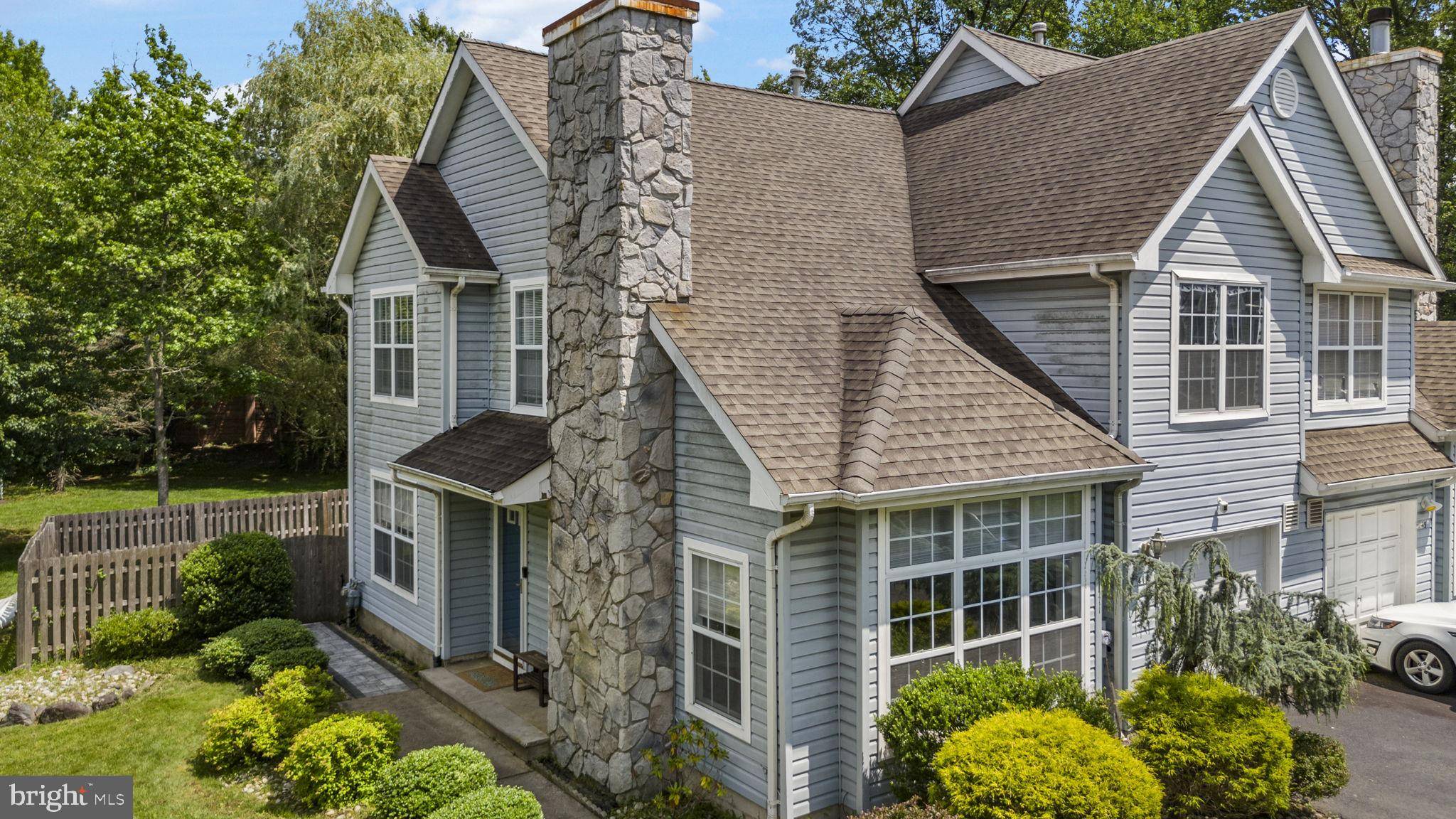 Cranbury, NJ 08512,41 HAYMARKET CT