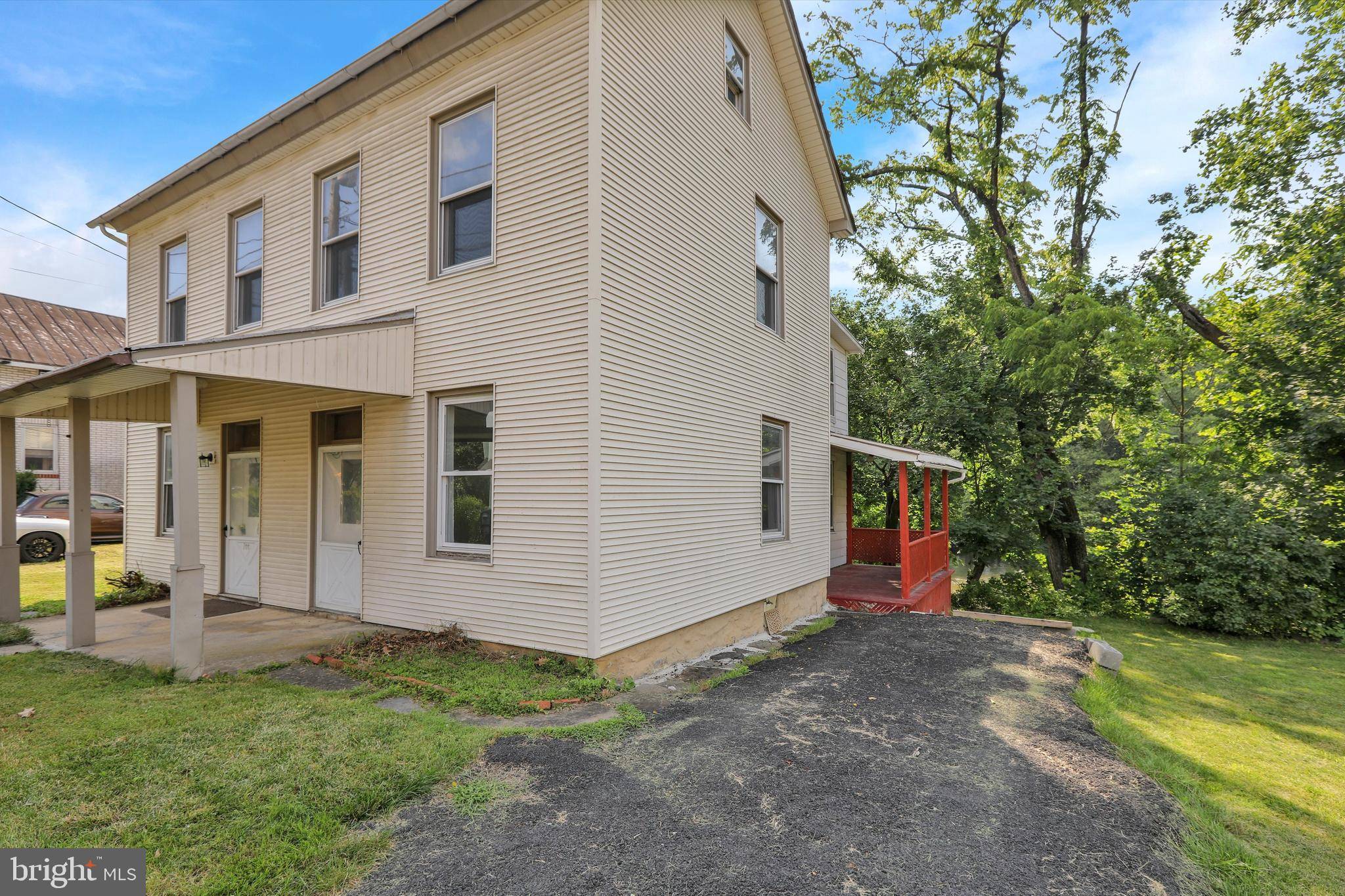 Shoemakersville, PA 19555,700 MOHRSVILLE RD