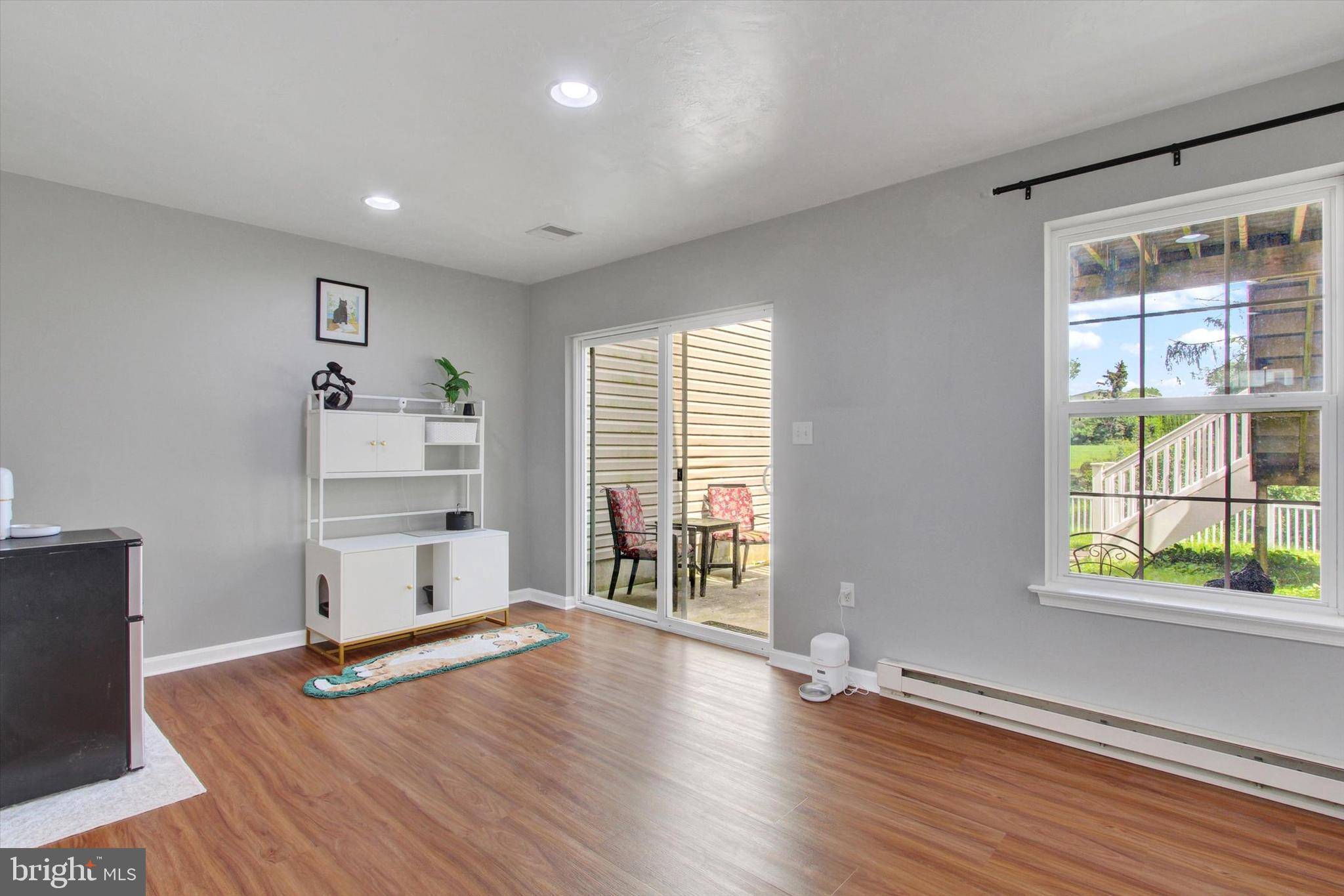Hanover, PA 17331,865 BLOSSOM DR