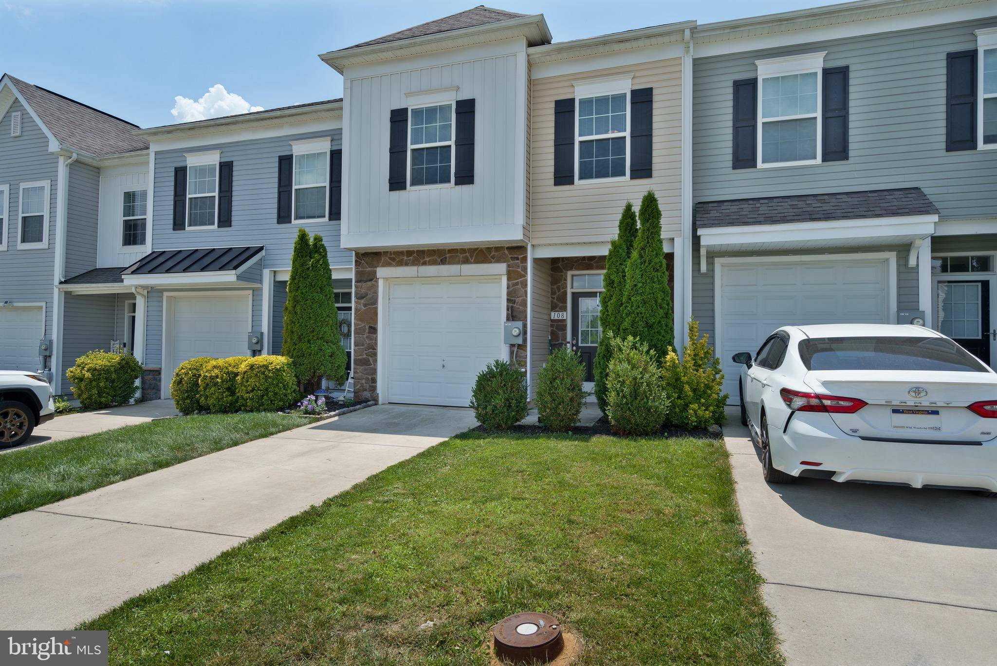 Martinsburg, WV 25403,108 OFLANNERY CT