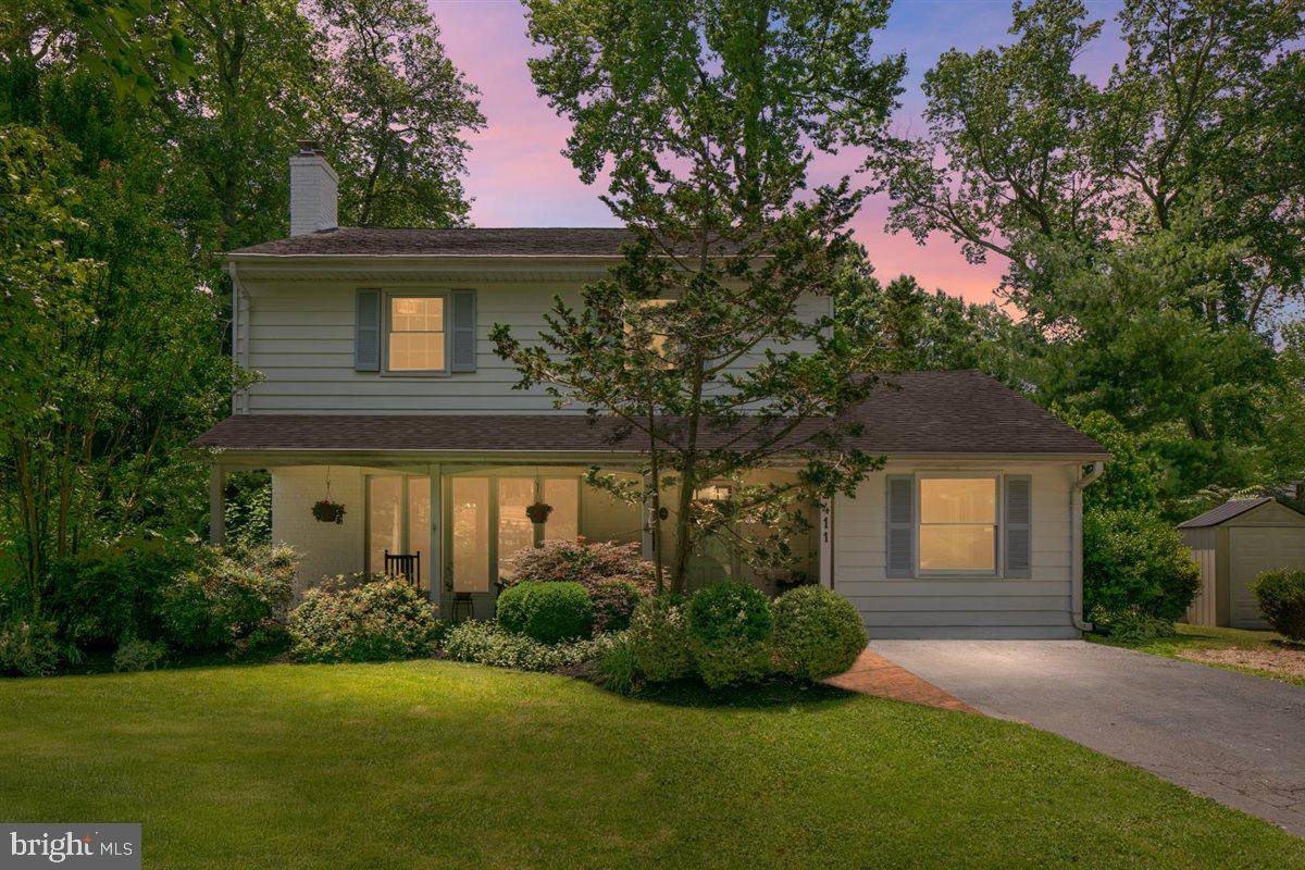 Alexandria, VA 22308,2411 CAVENDISH DR