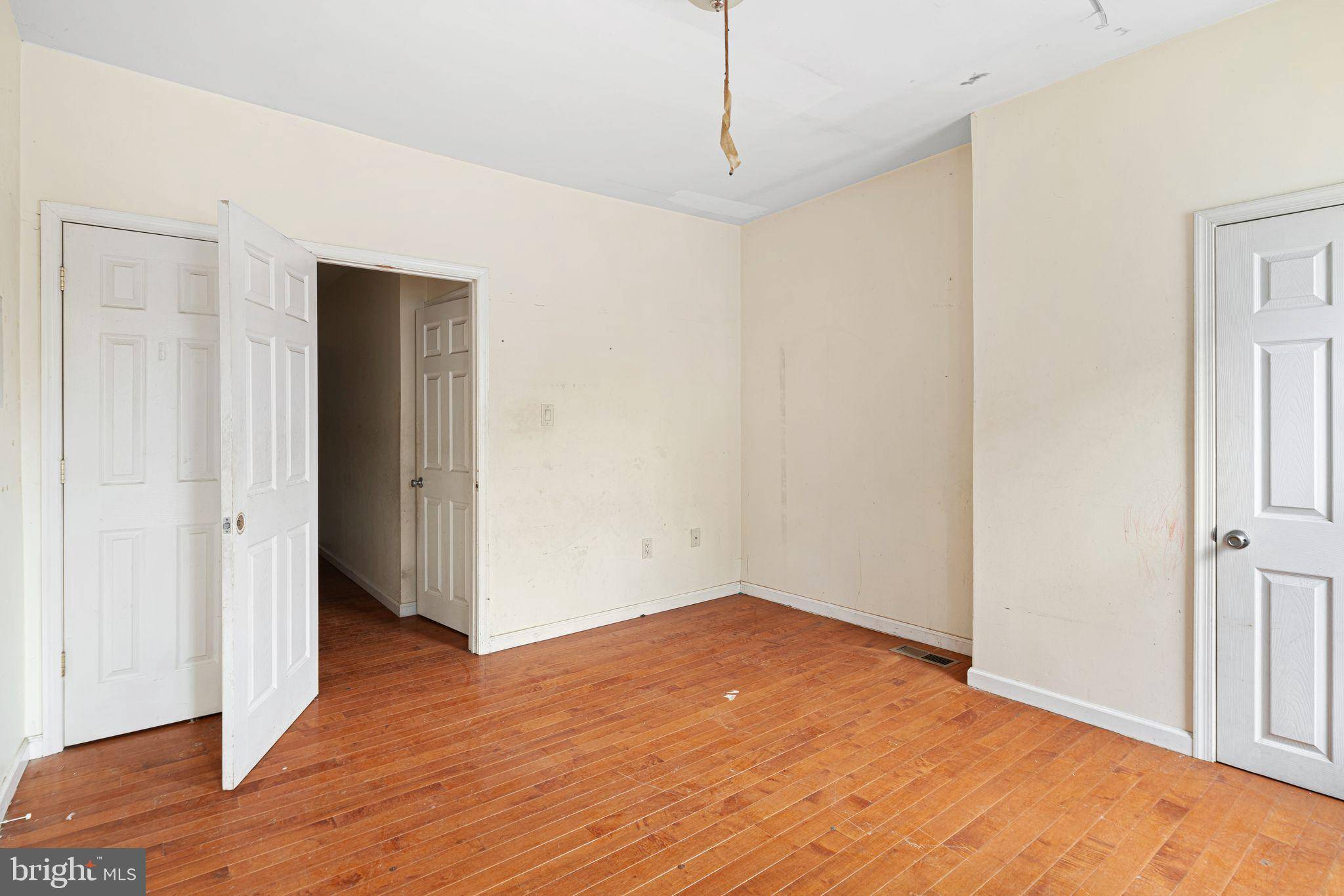 Philadelphia, PA 19121,1227 N LECOUNT ST